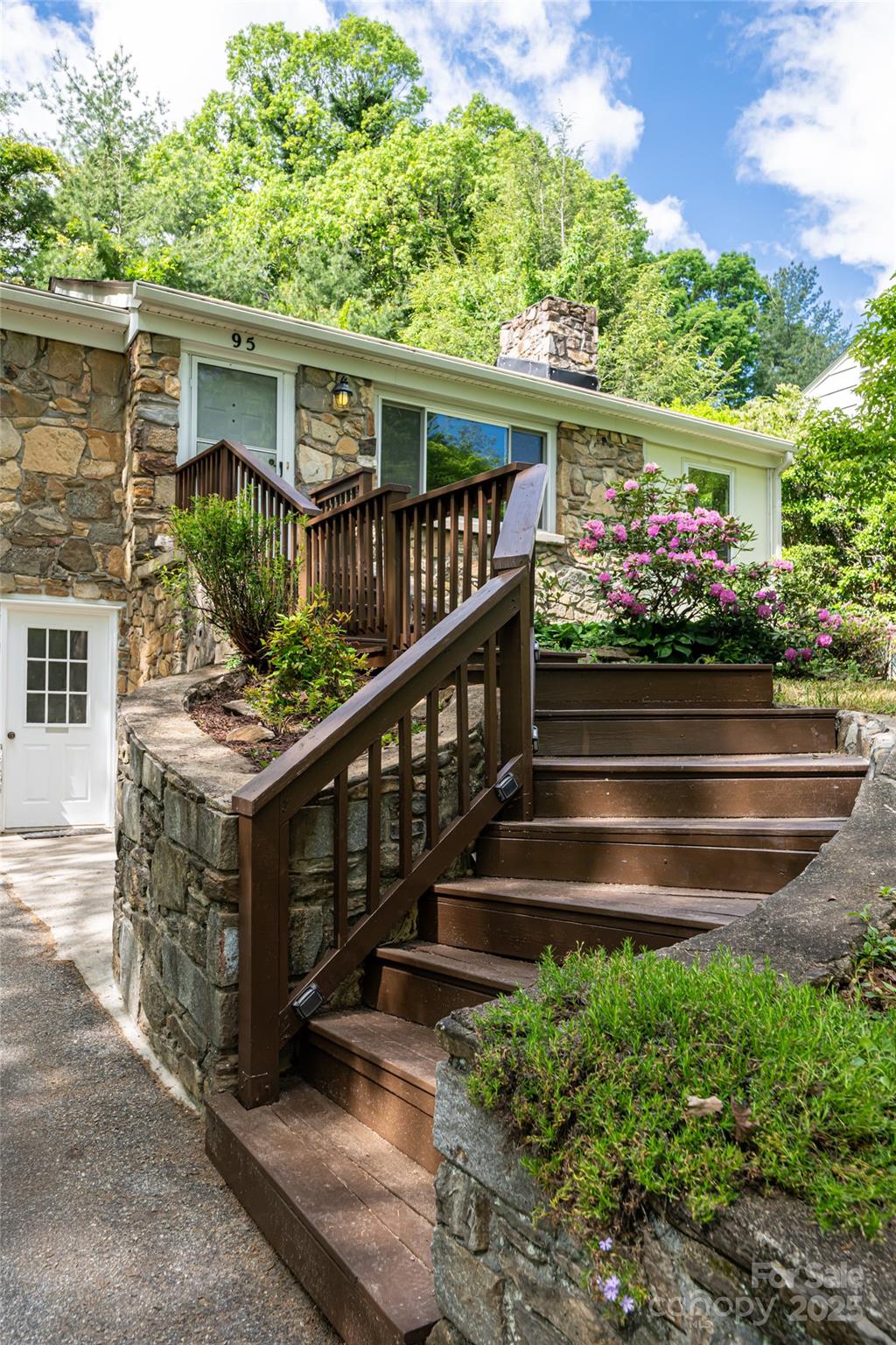95 Beverly Road