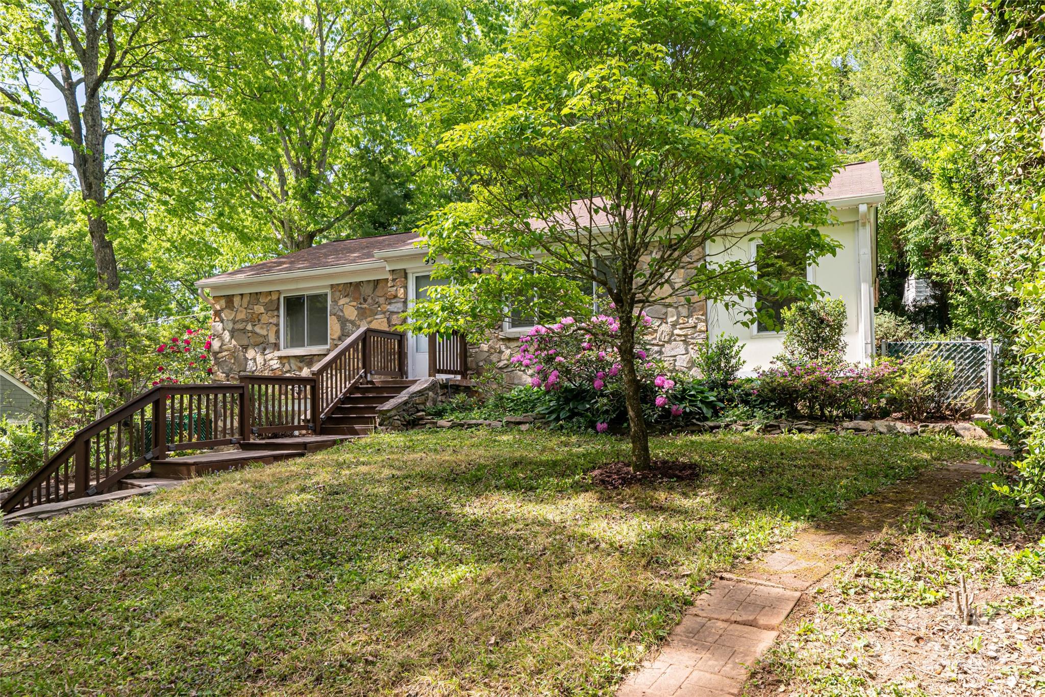 95 Beverly Road