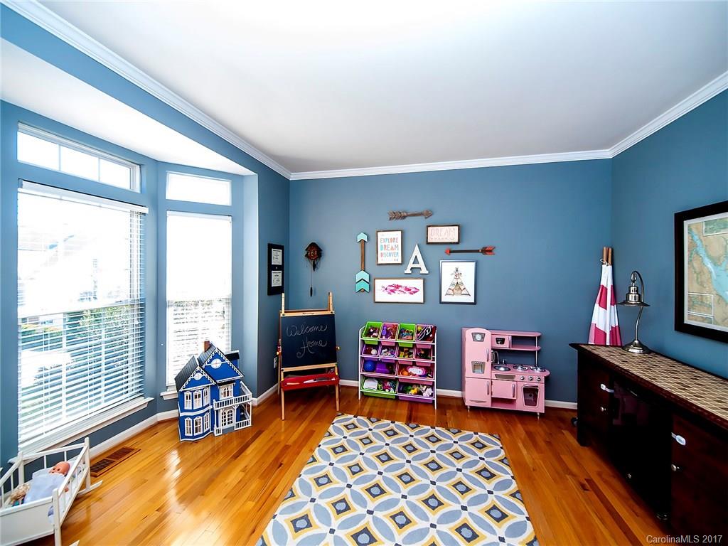 Knightsbridge - Residential