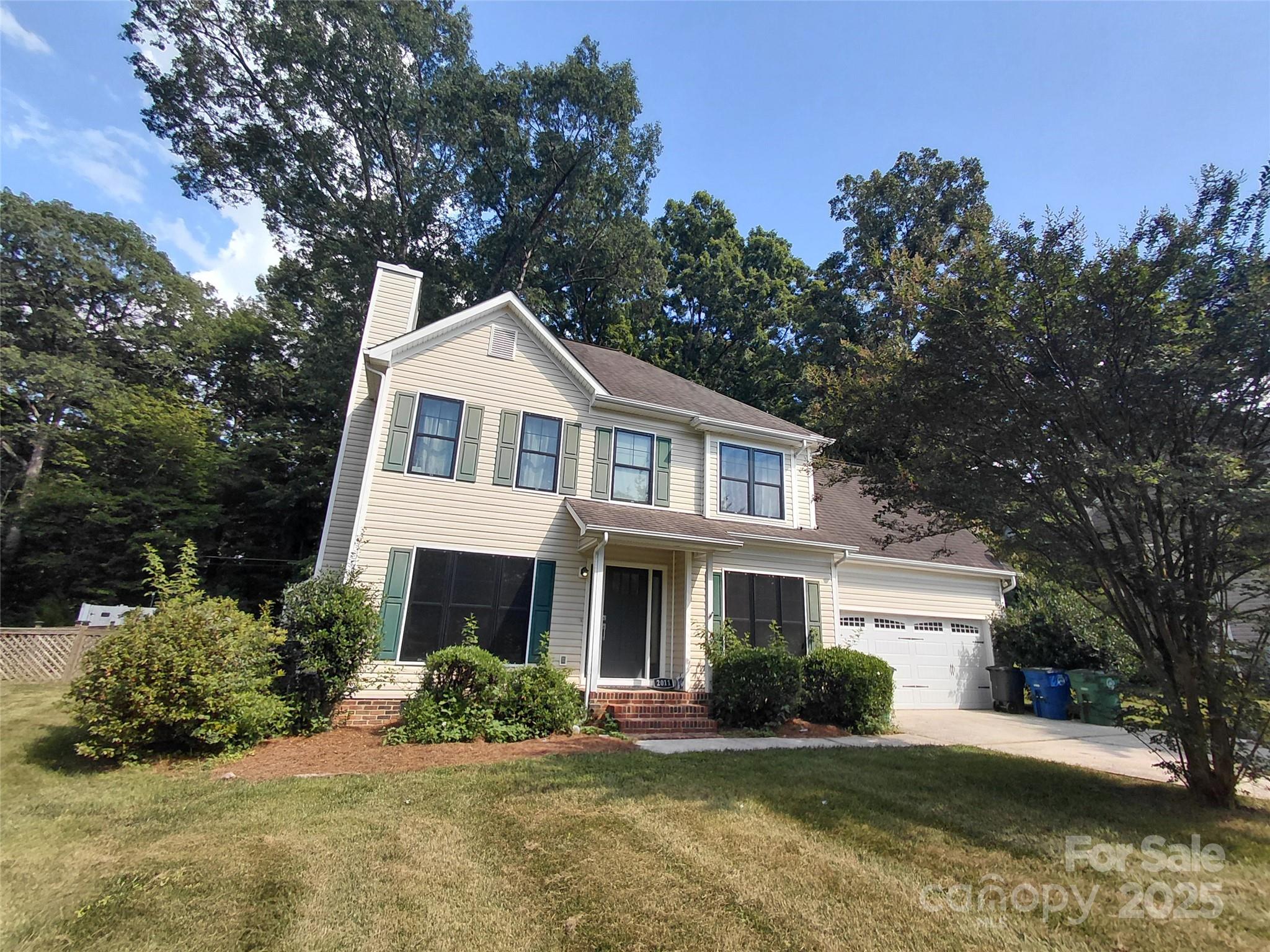 2011 Redwood Drive