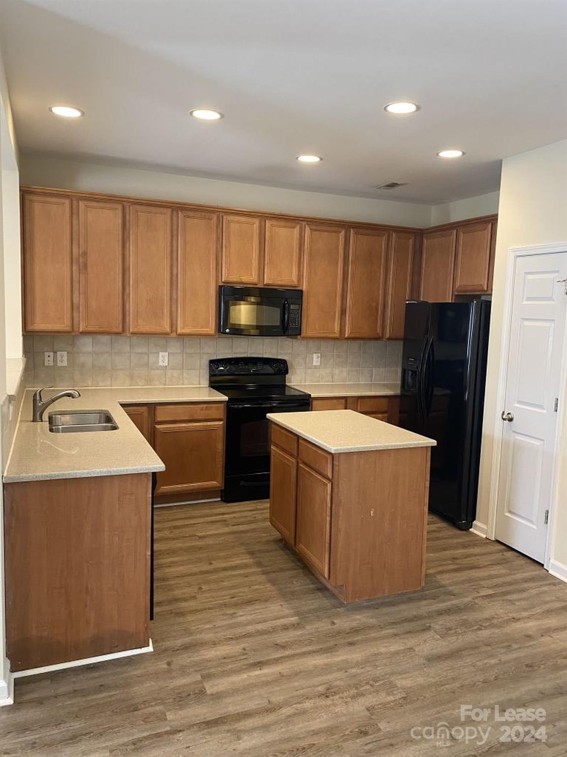 Townhomes at Ayrsley - Residential Lease