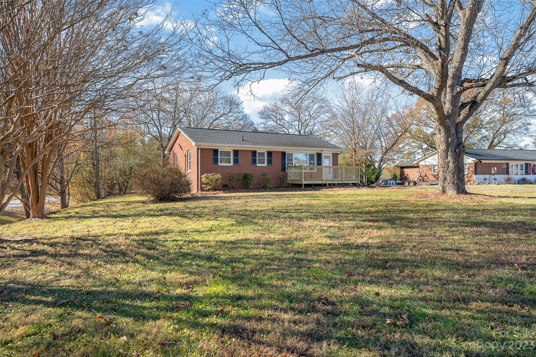 Crestwood - Residential