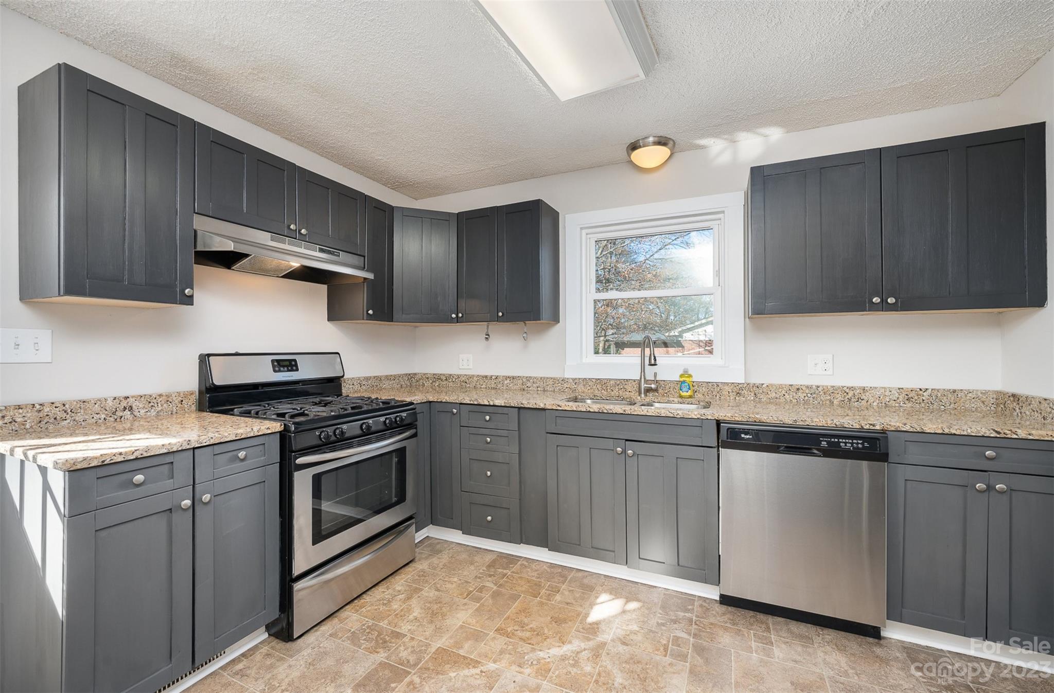 Crestwood - Residential