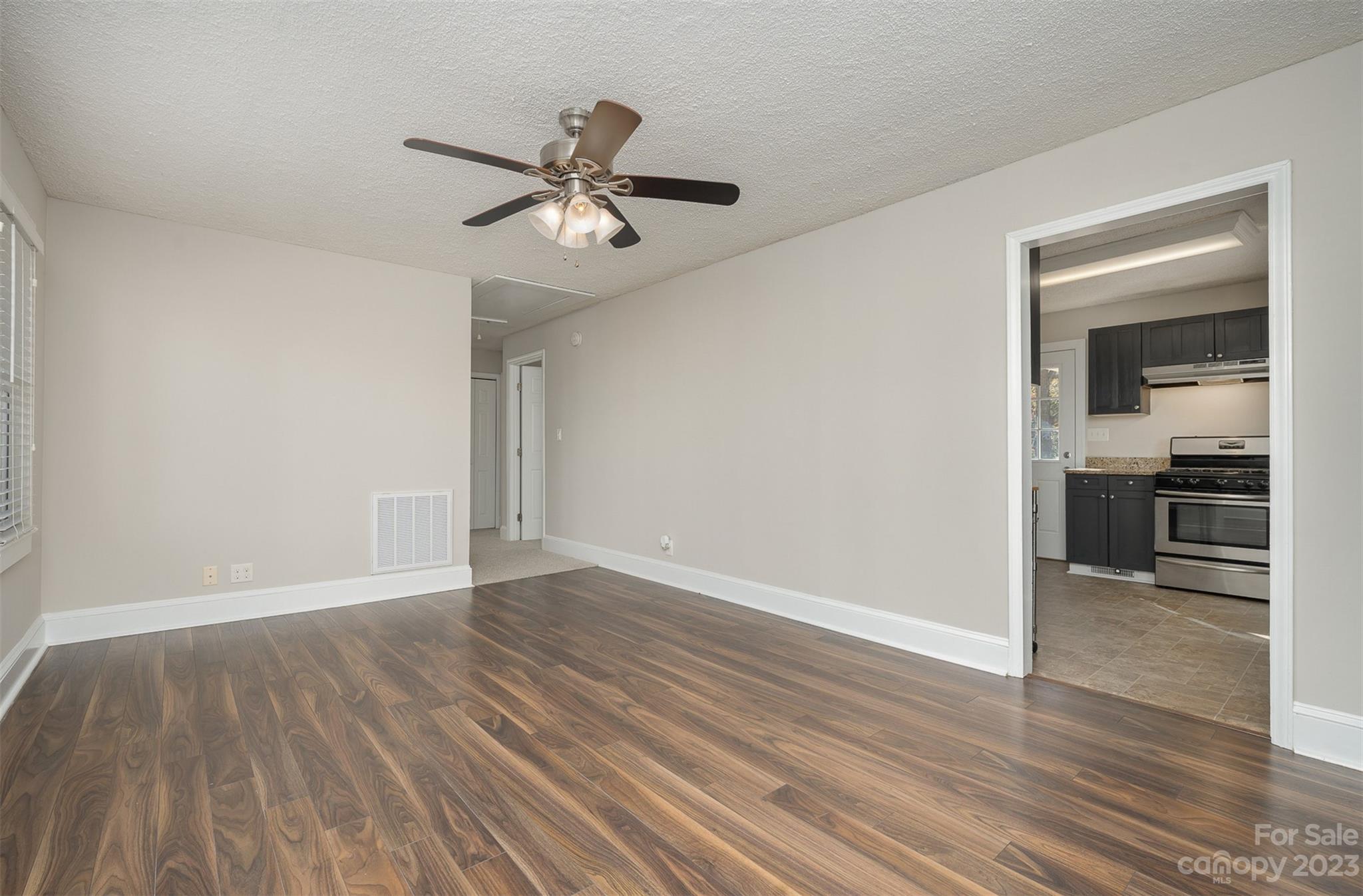 Crestwood - Residential