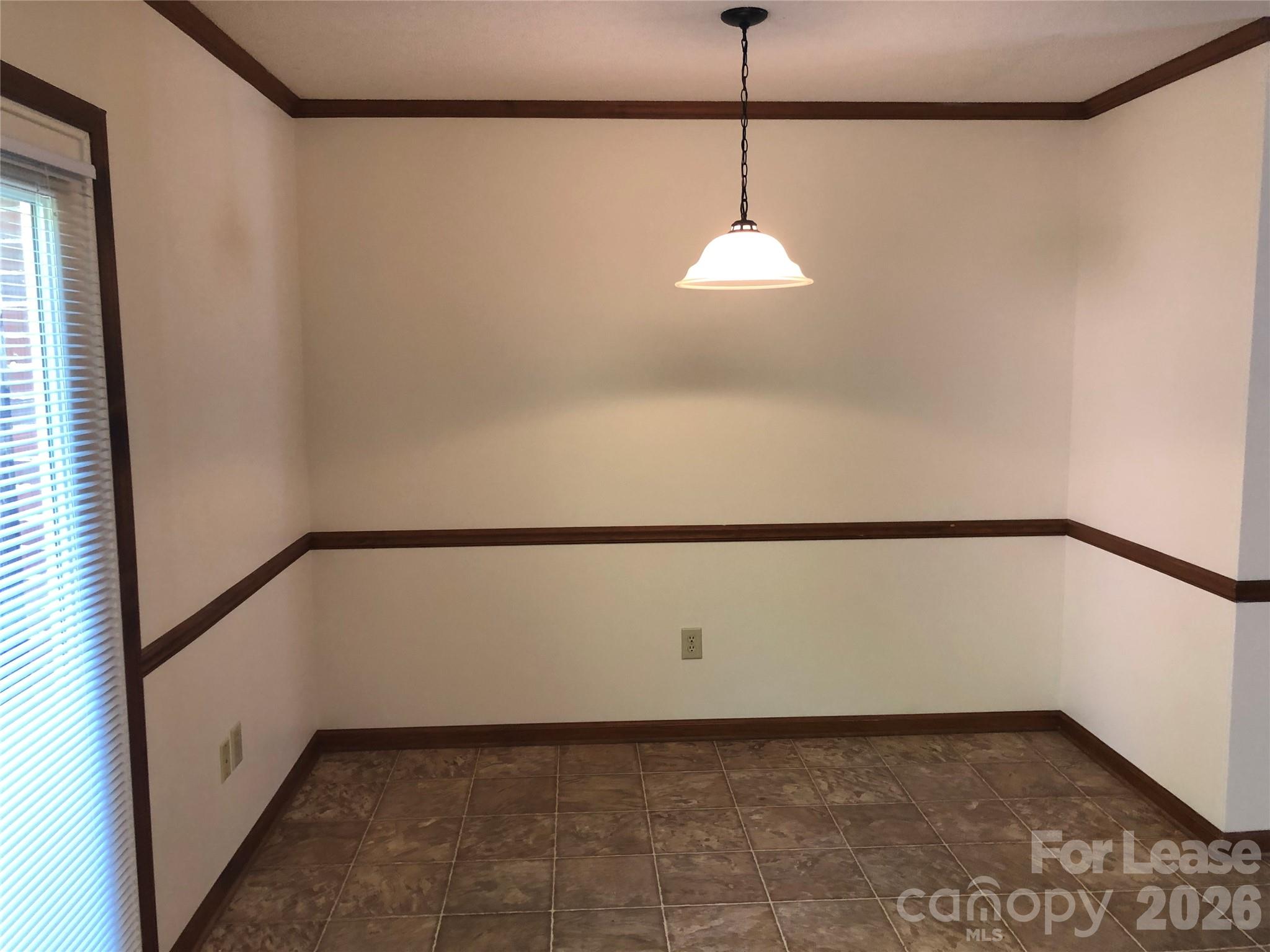 107 Hillcrest Drive