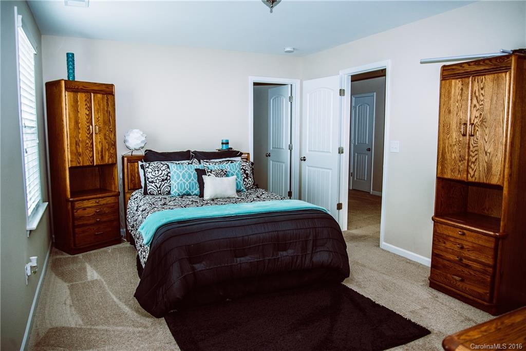 Lake Ridge - Residential