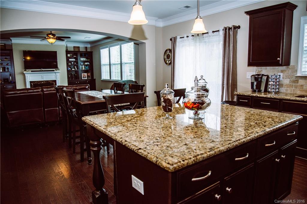 Lake Ridge - Residential