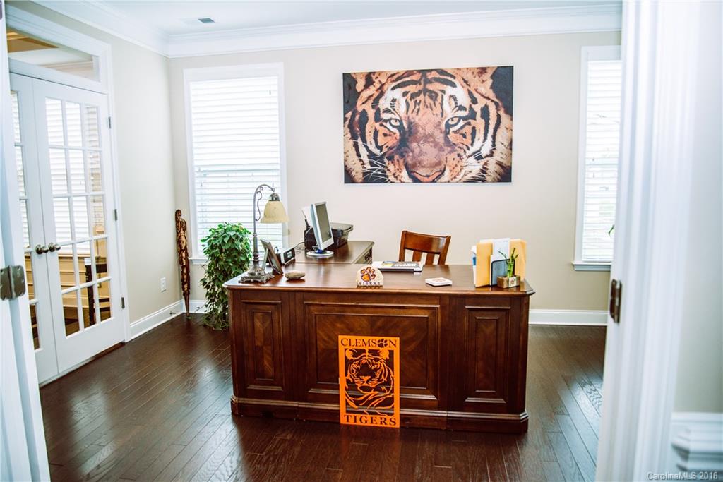 Lake Ridge - Residential