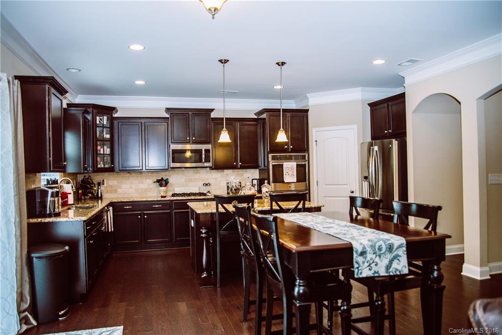 Lake Ridge - Residential