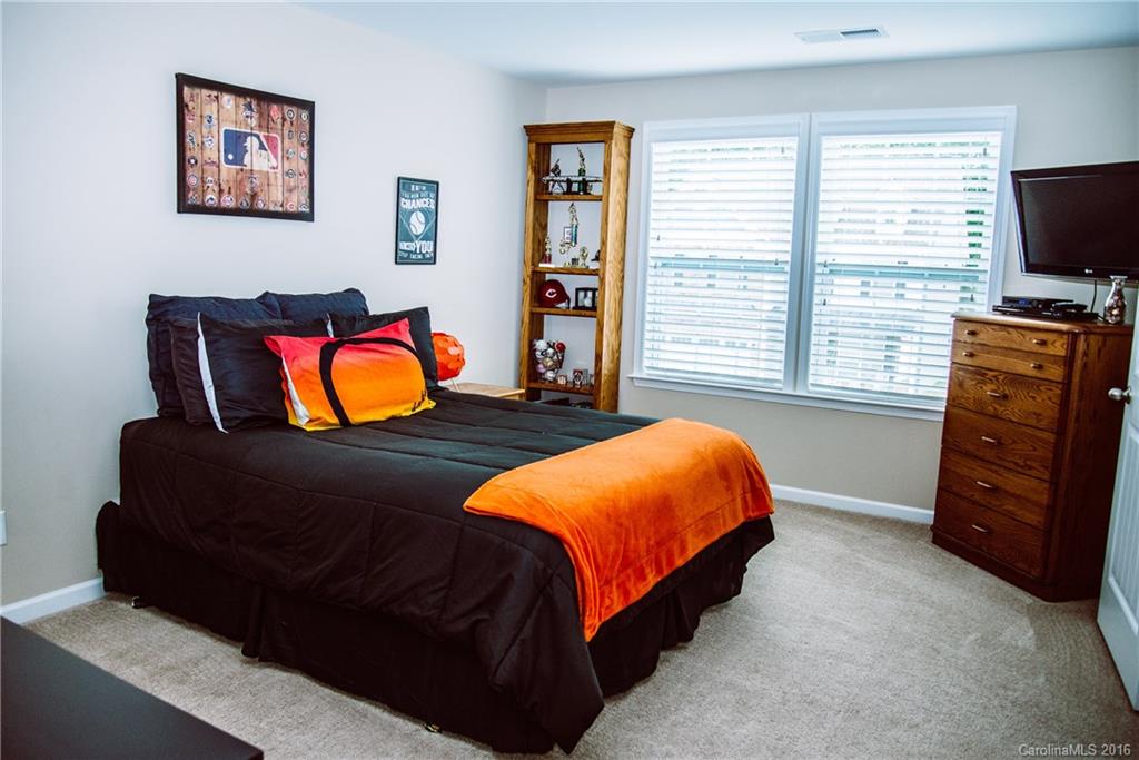 Lake Ridge - Residential