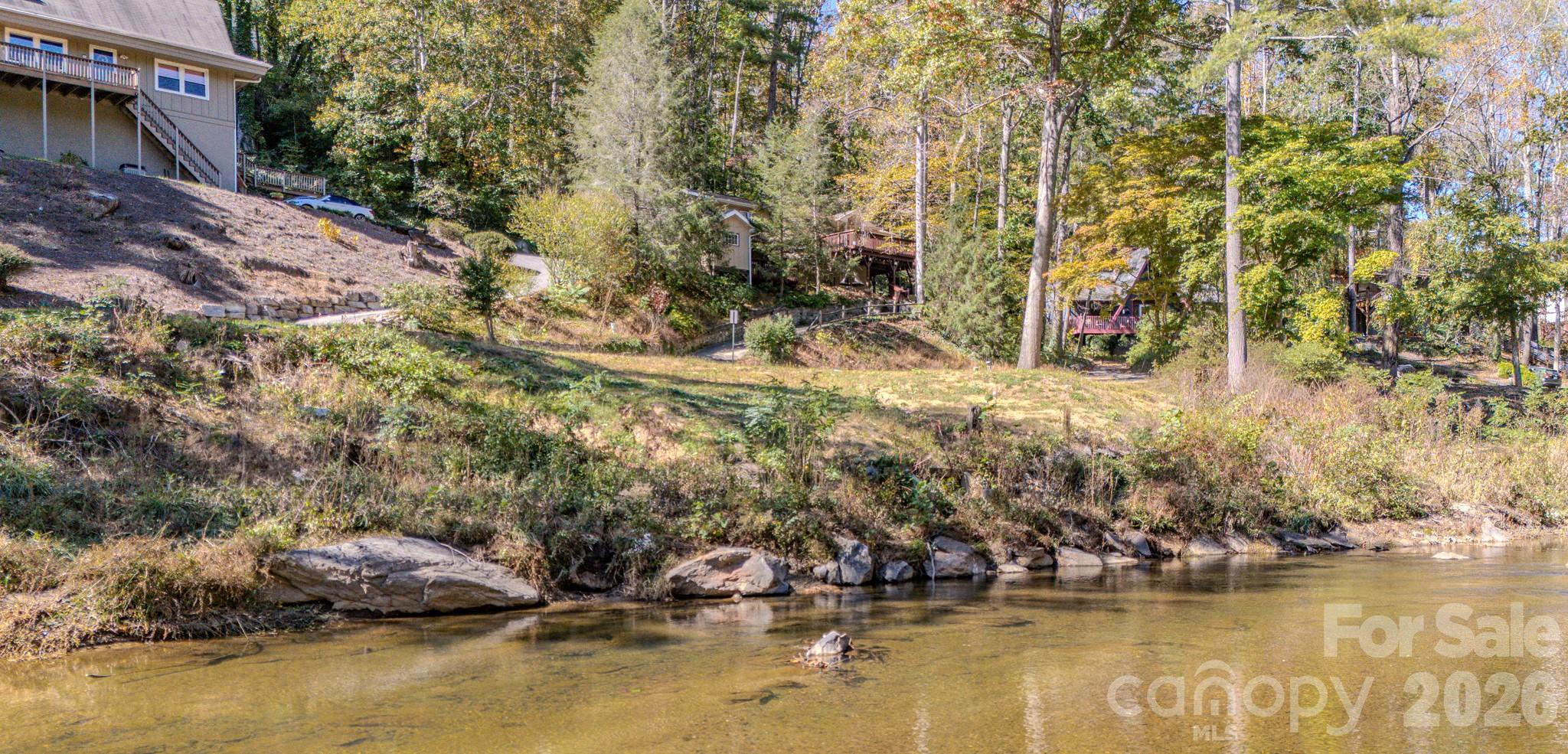 8 Riverbend Drive