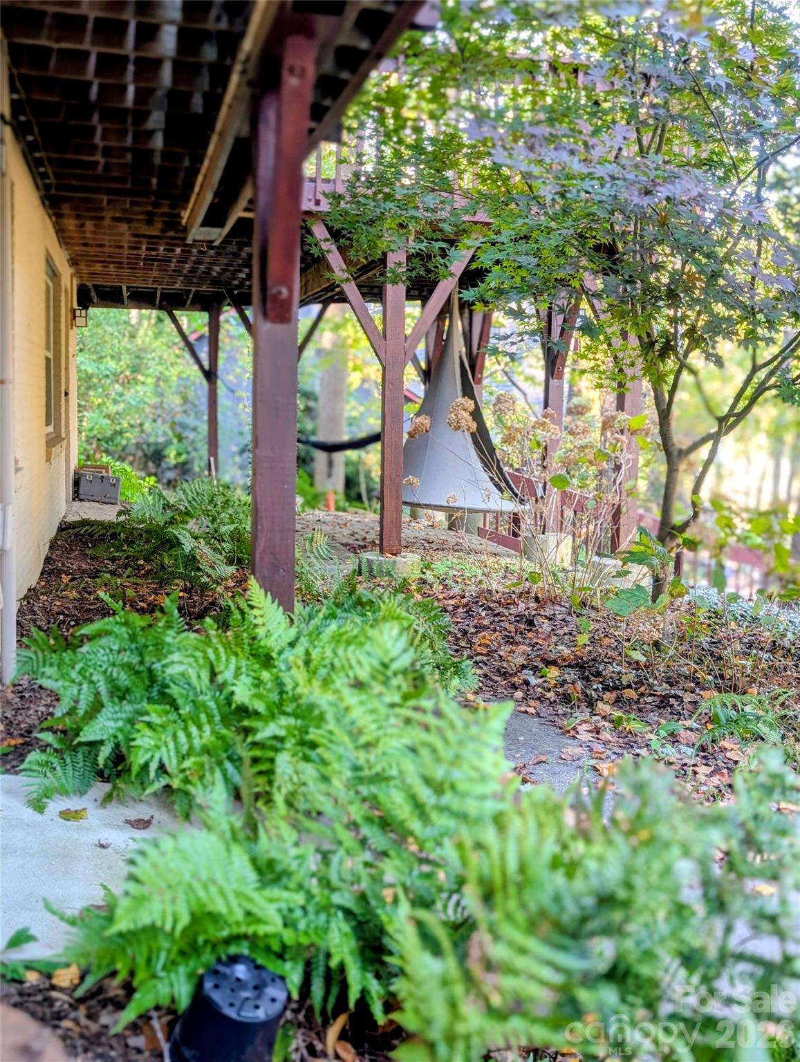 8 Riverbend Drive