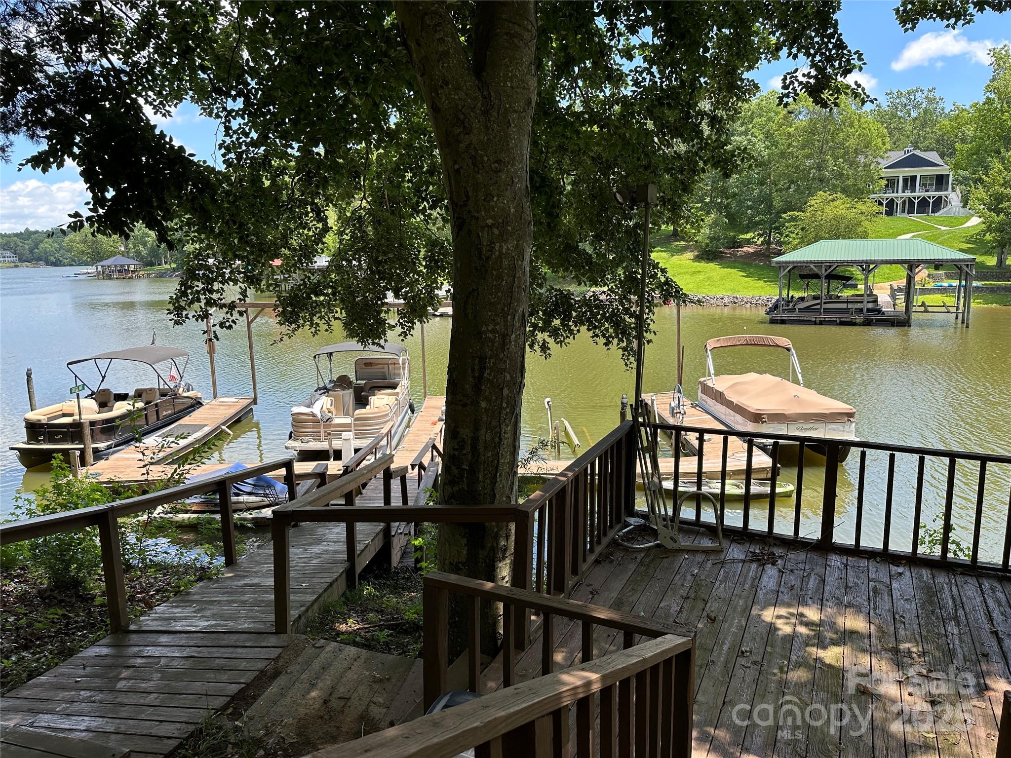 The Lake Villas - Residential