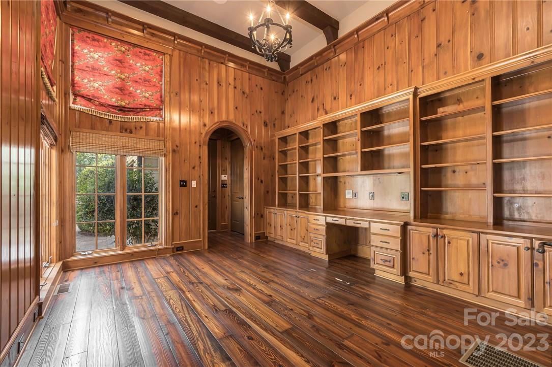 The Palisades - Residential