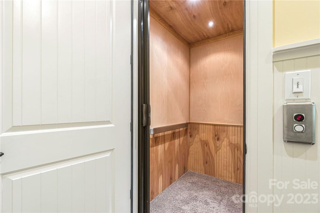 The Palisades - Residential