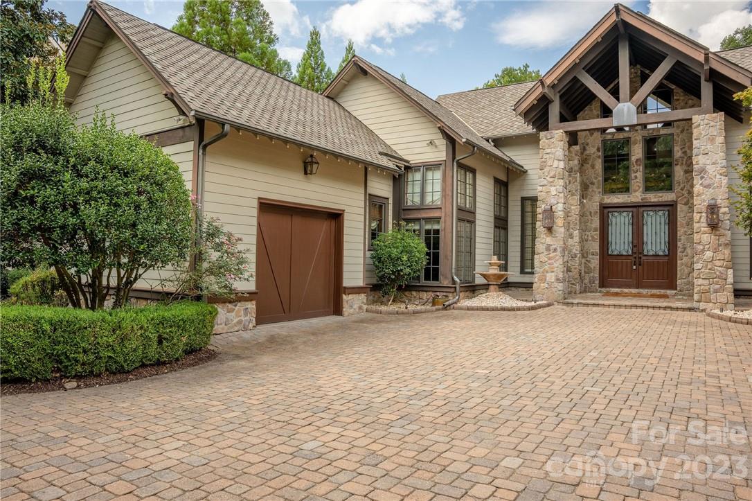 The Palisades - Residential