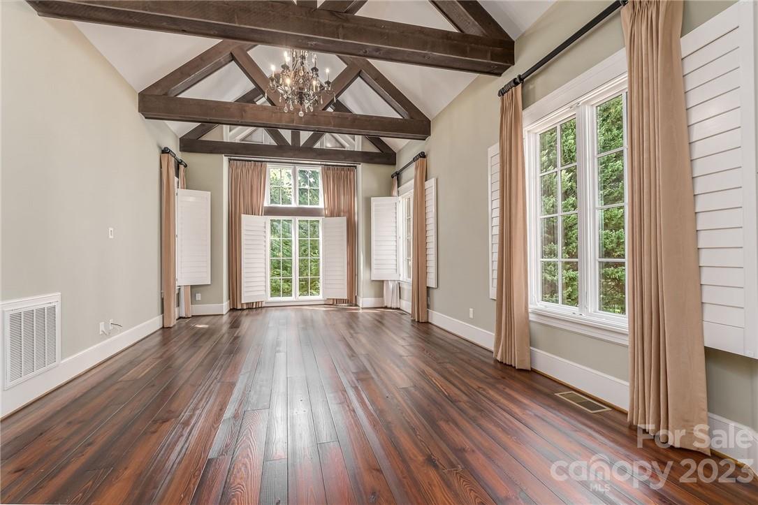 The Palisades - Residential