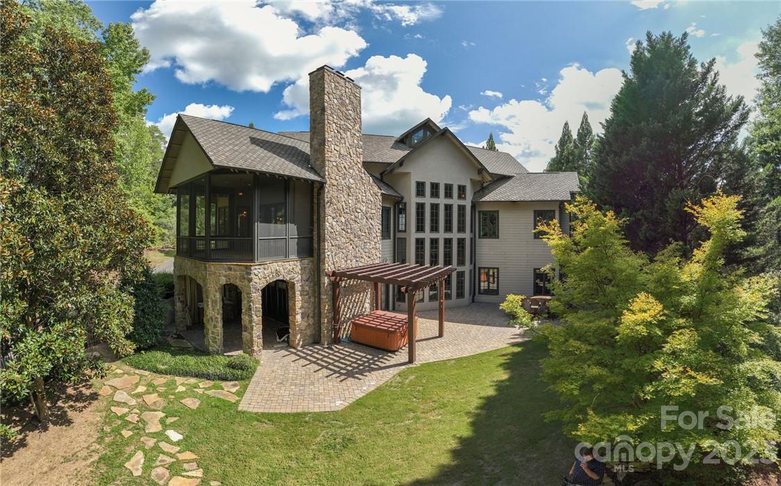 The Palisades - Residential