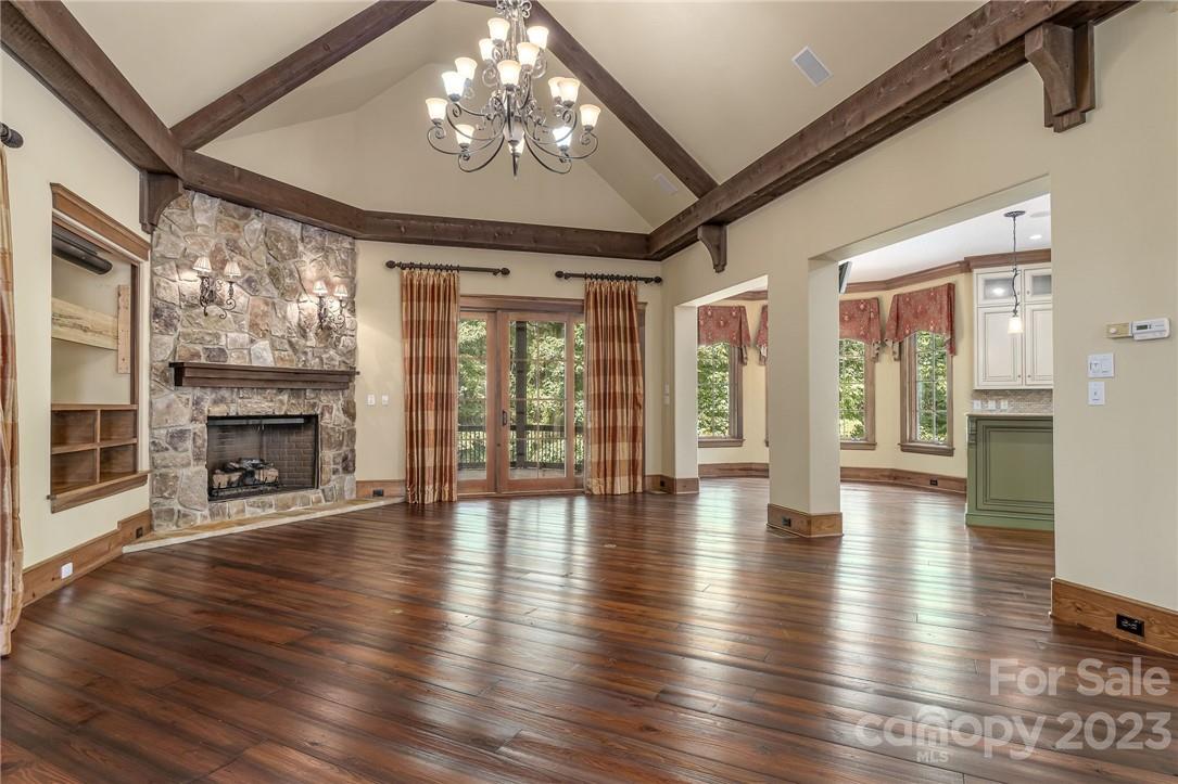 The Palisades - Residential