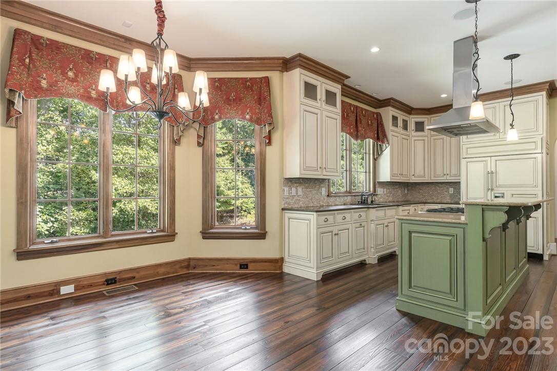 The Palisades - Residential