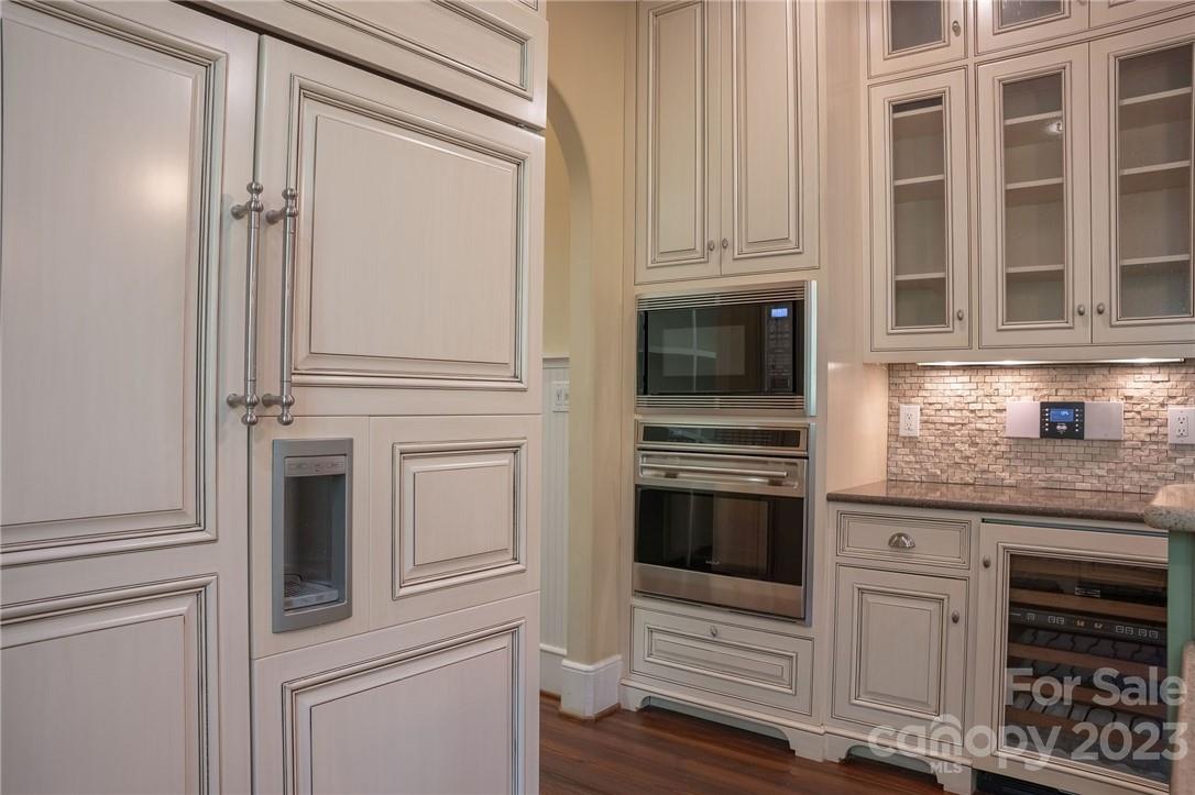 The Palisades - Residential