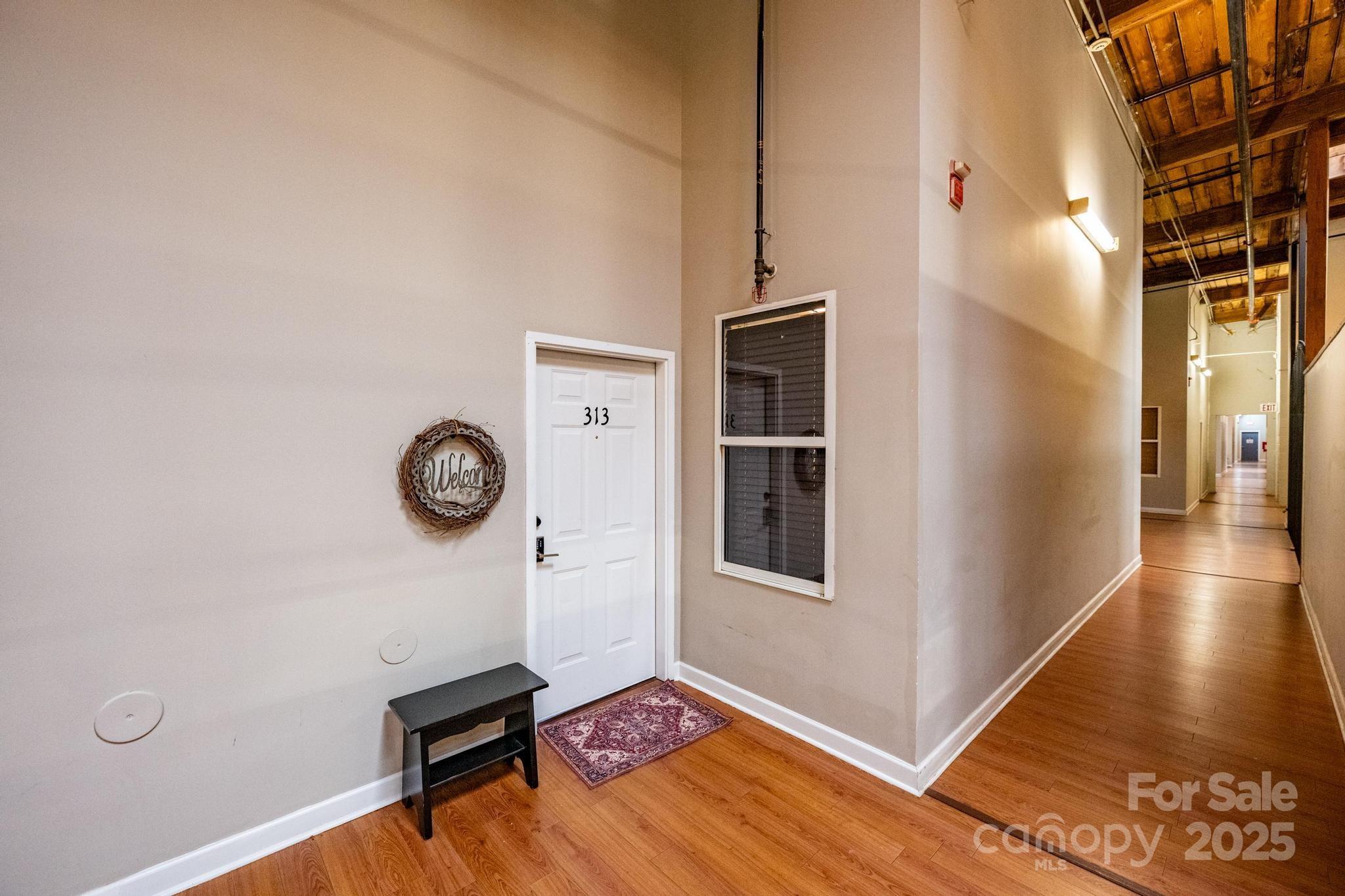 201 S Hoskins Road 313