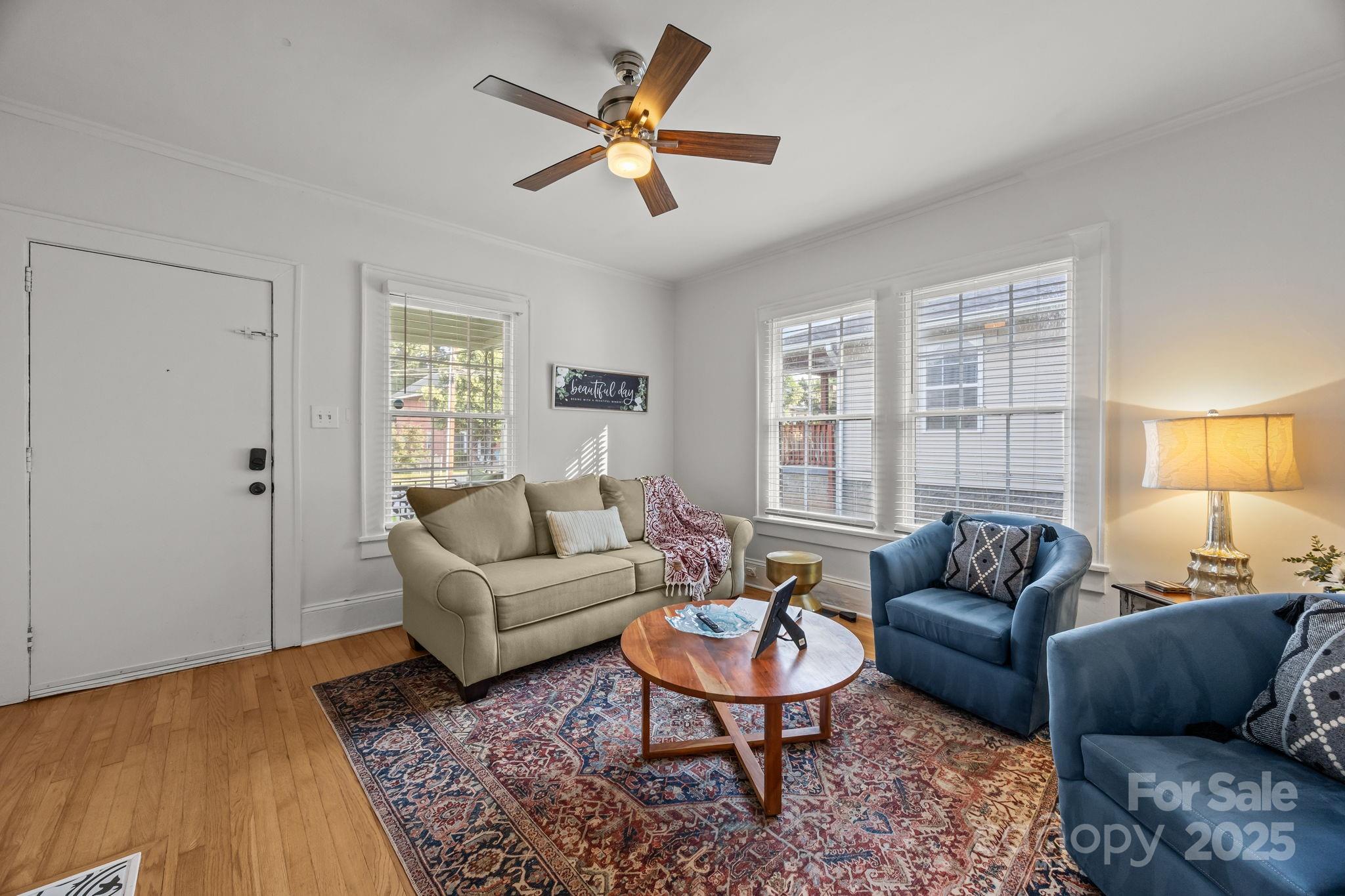 335 S Torrence Street