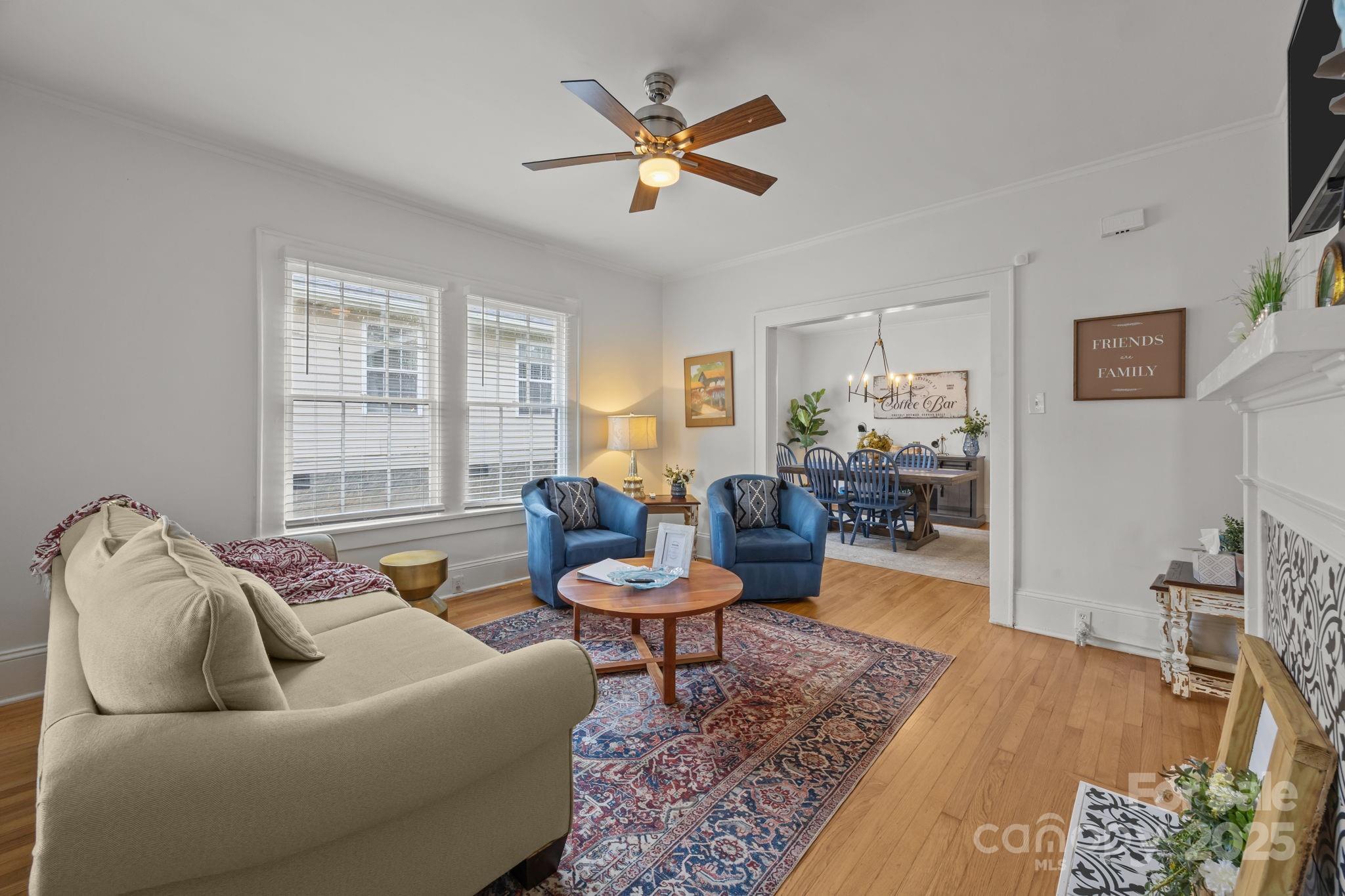 335 S Torrence Street