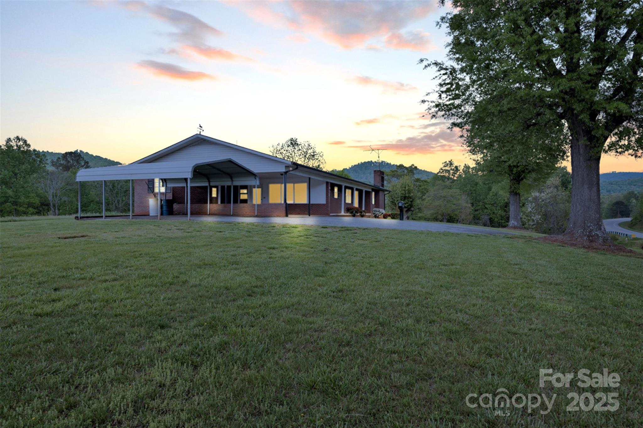 6285 NC Hwy 16 None N