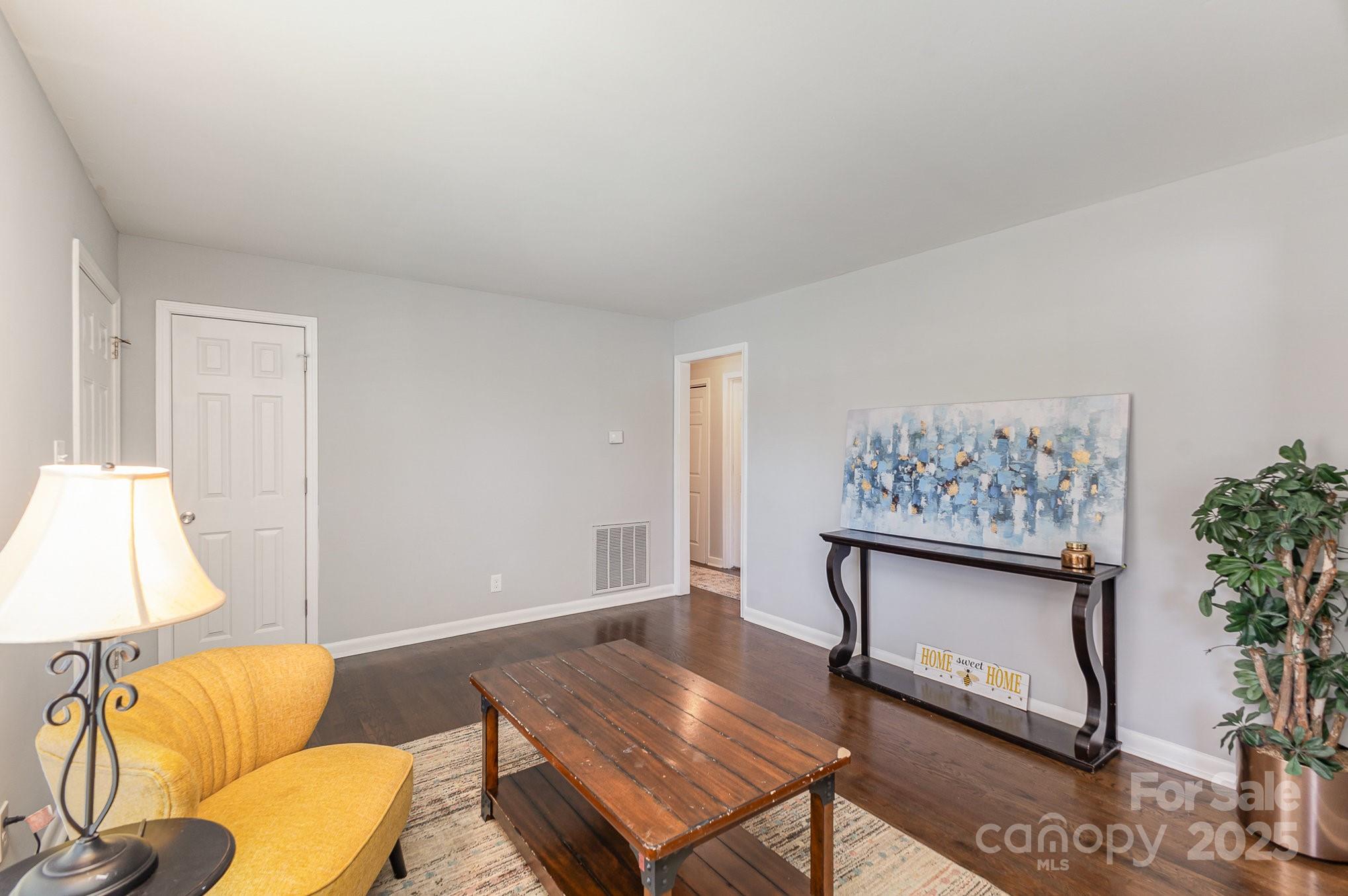 3843 Foxford Place