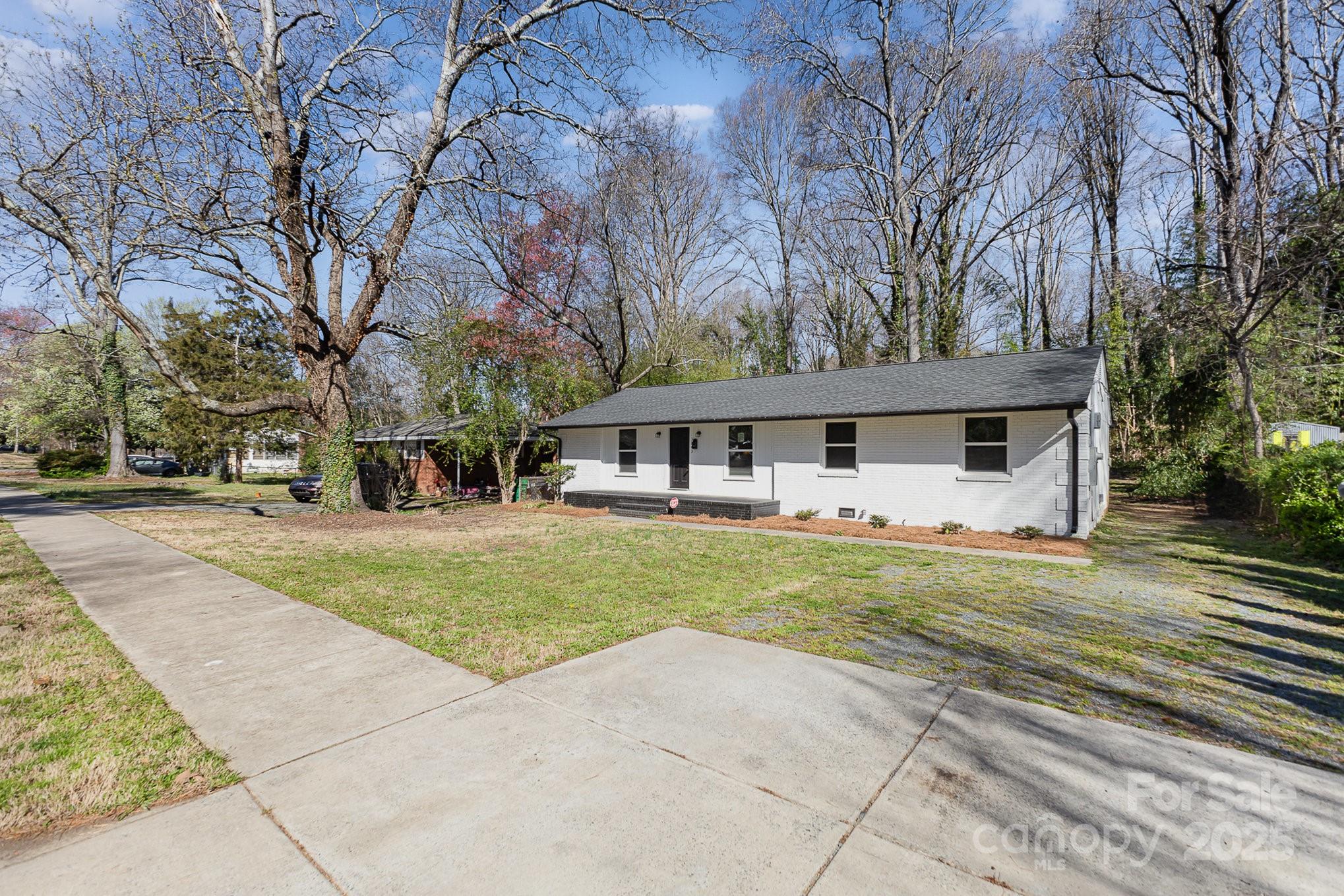 3843 Foxford Place