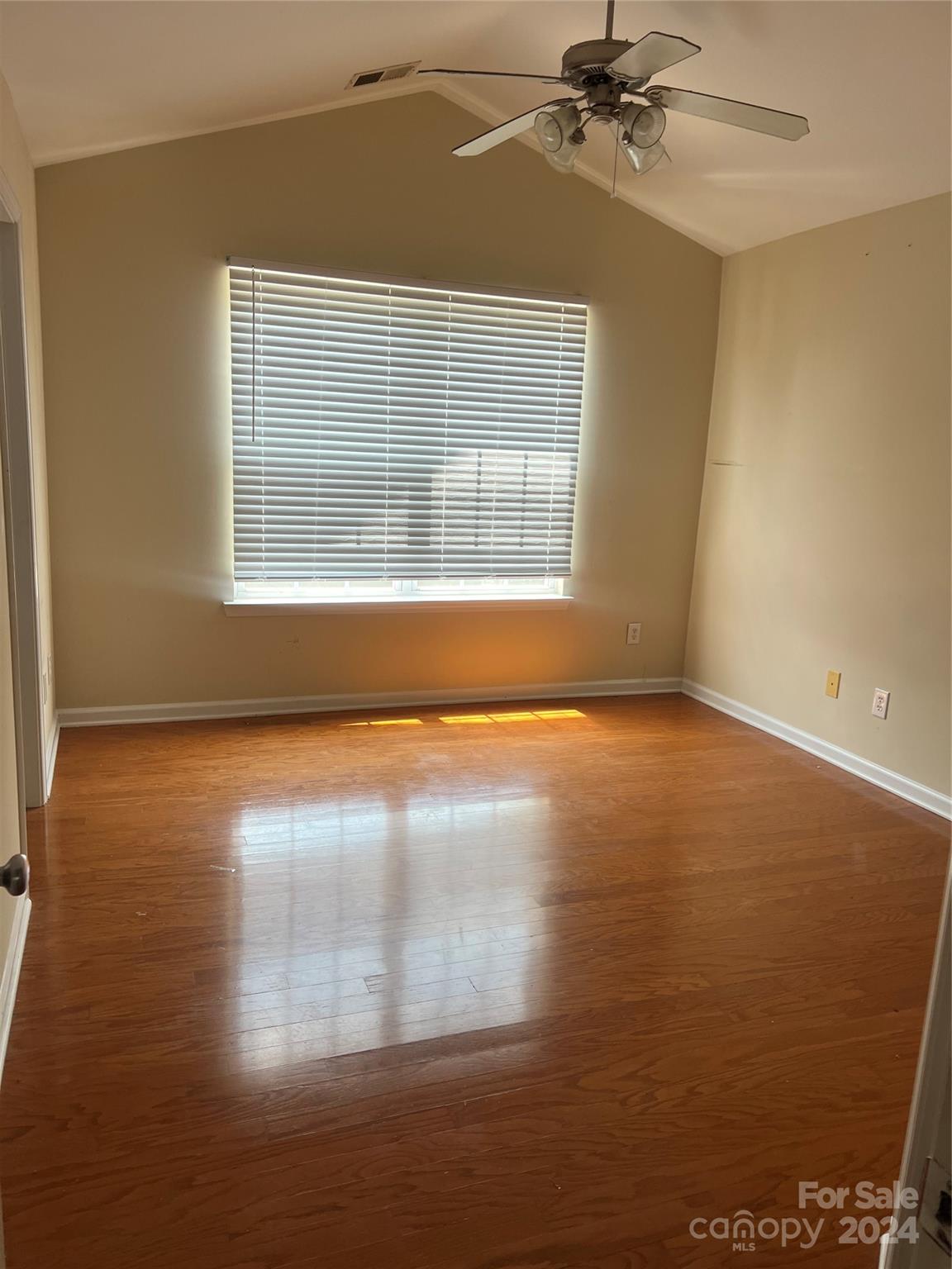 Ridge Pointe - Residential