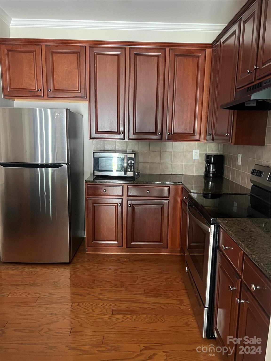 Ridge Pointe - Residential