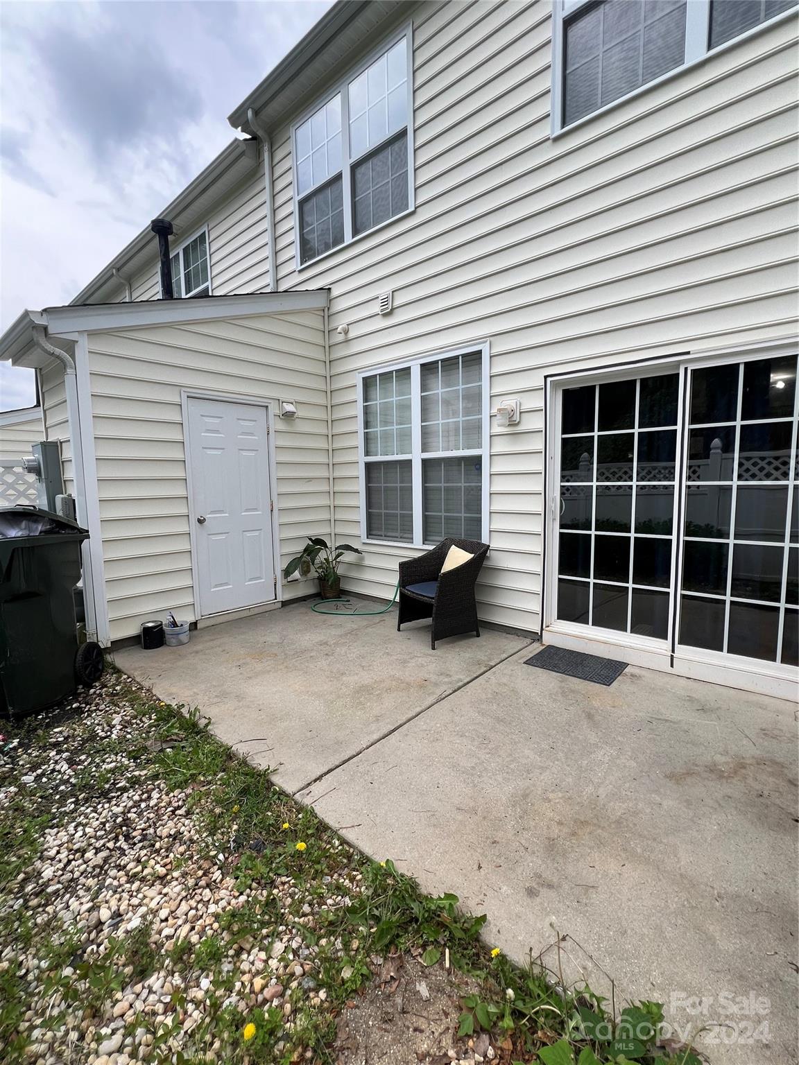 Ridge Pointe - Residential