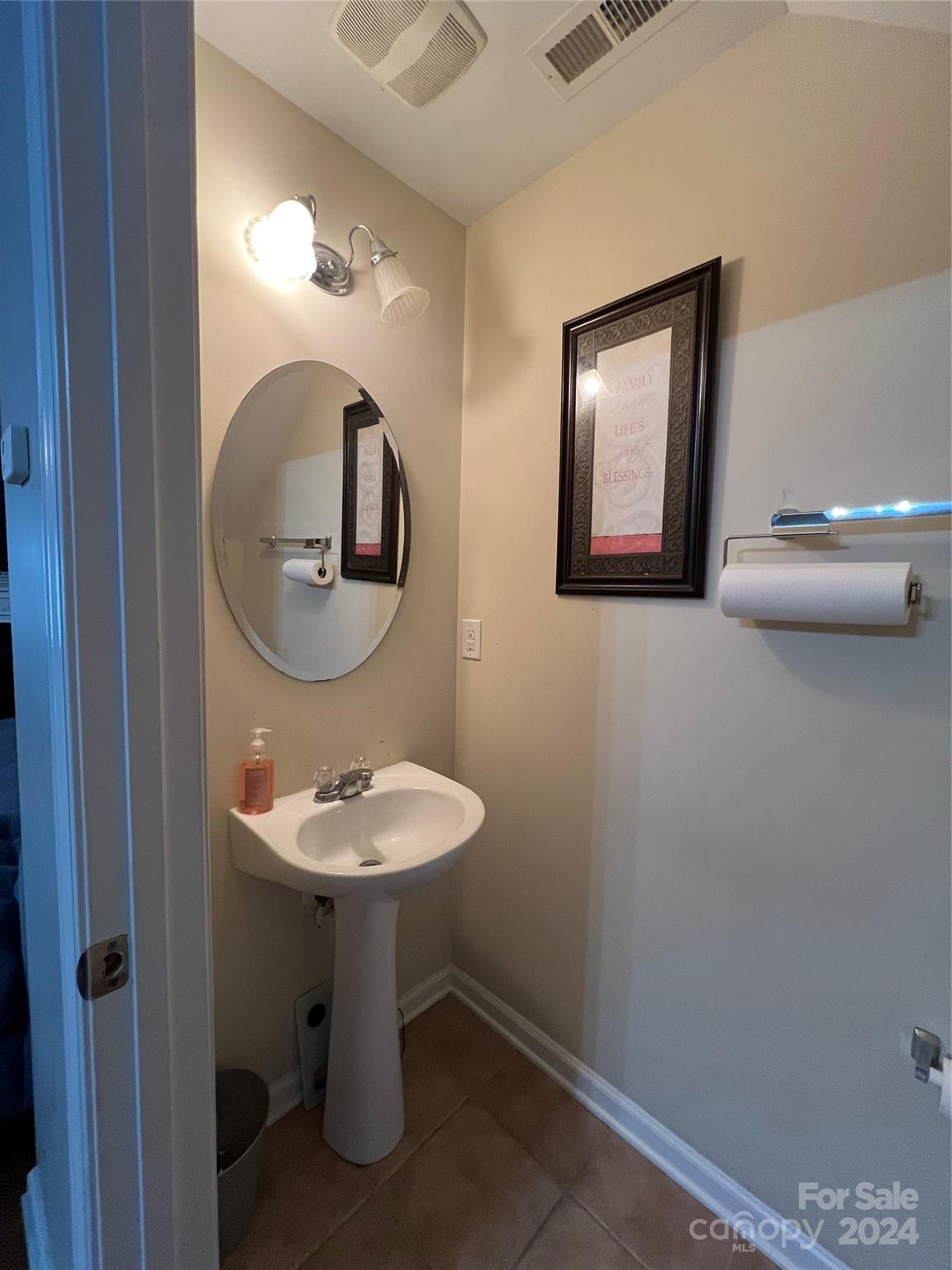 Ridge Pointe - Residential