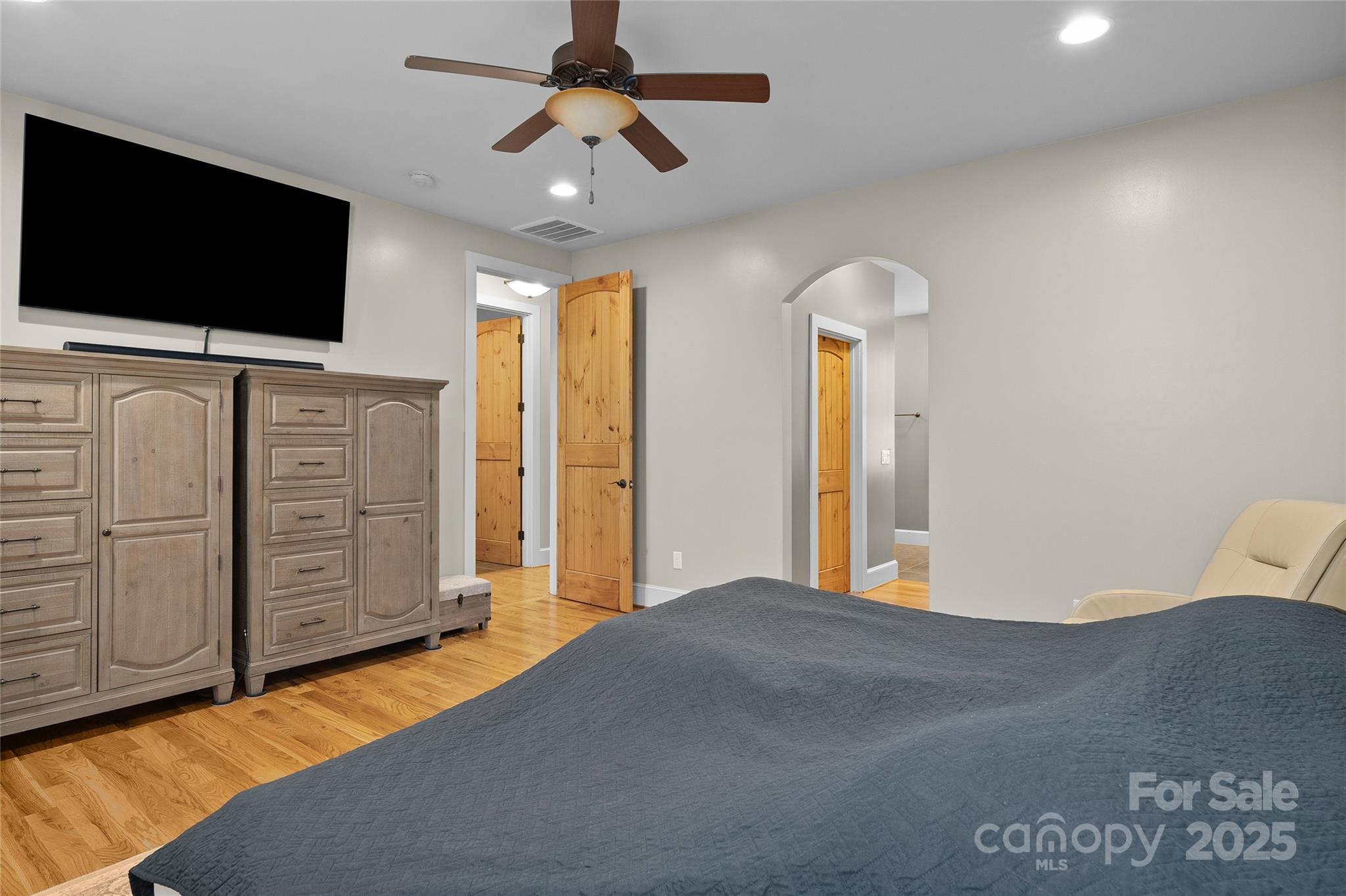 Wolf Shoals - Residential