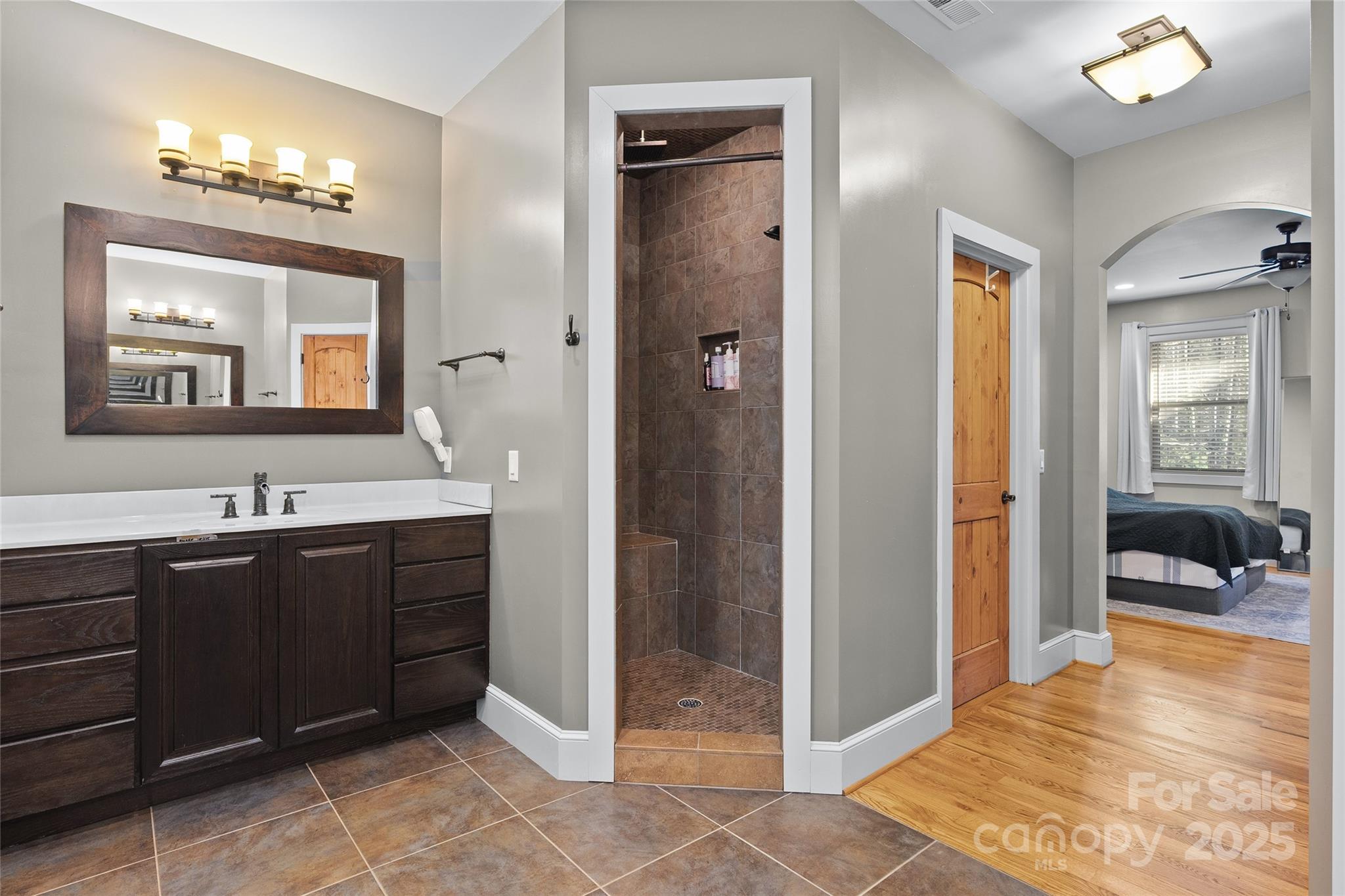 Wolf Shoals - Residential