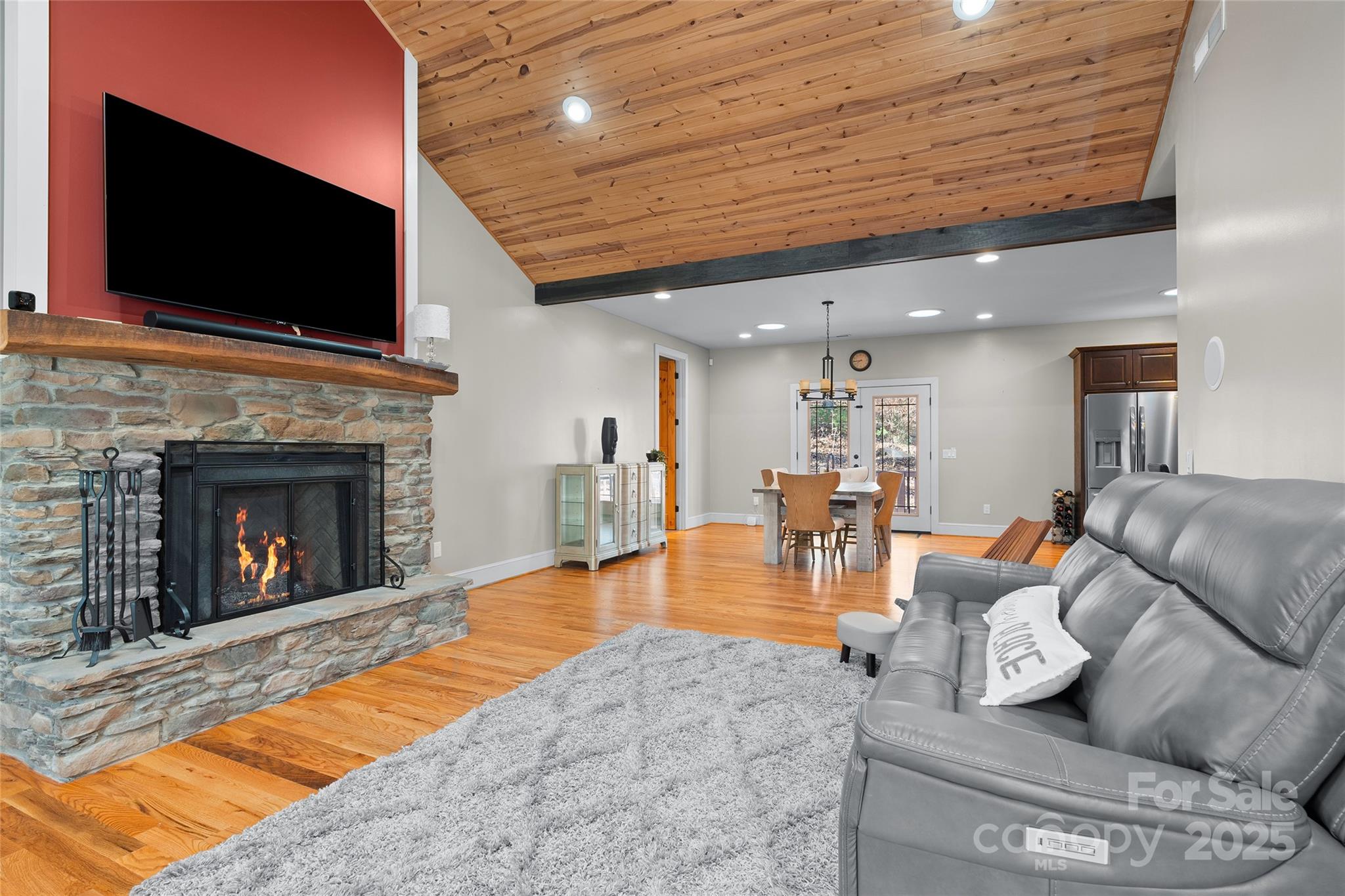 102 Wolf Shoals Drive