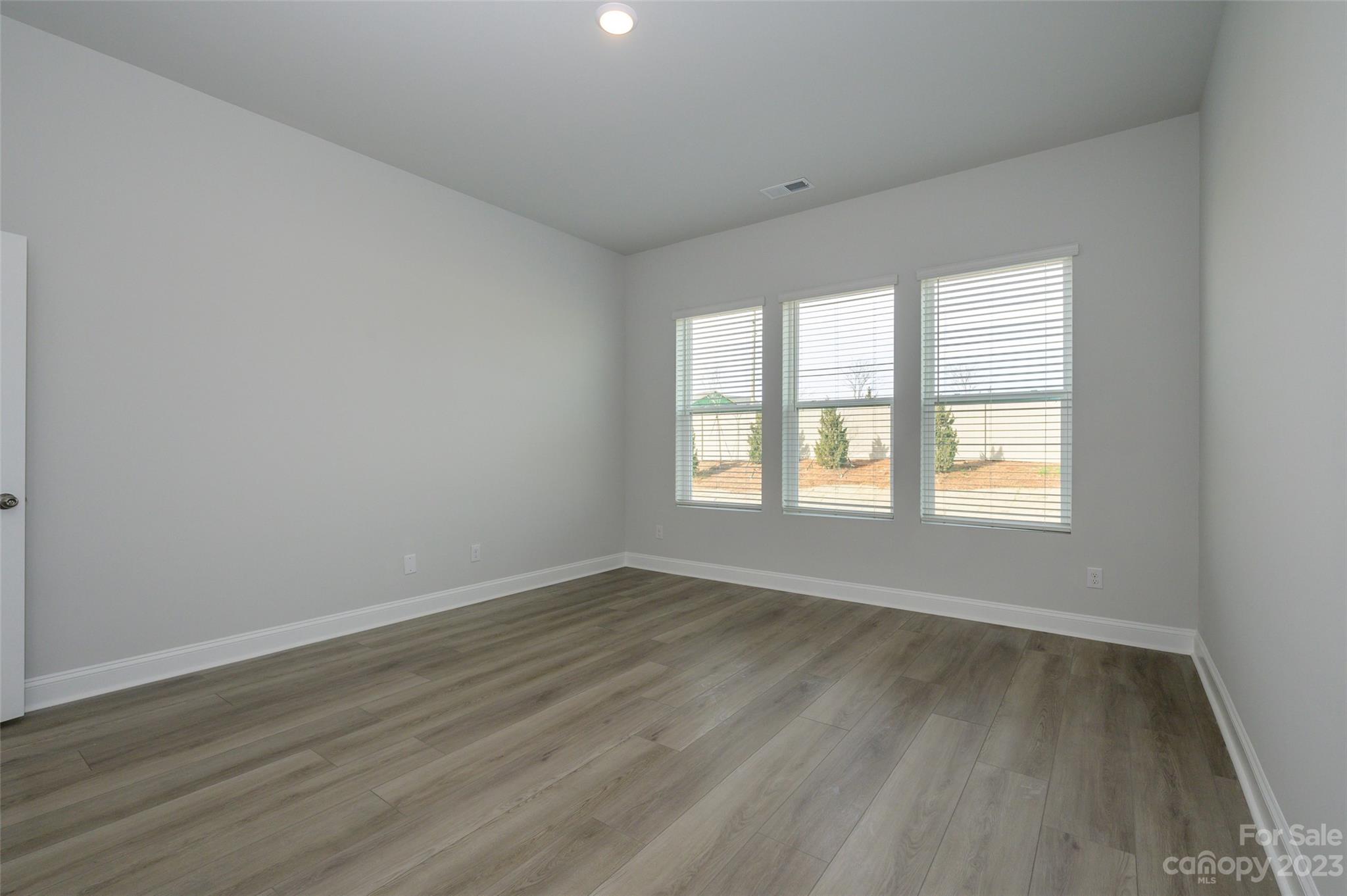 Encore At Streamside - Residential
