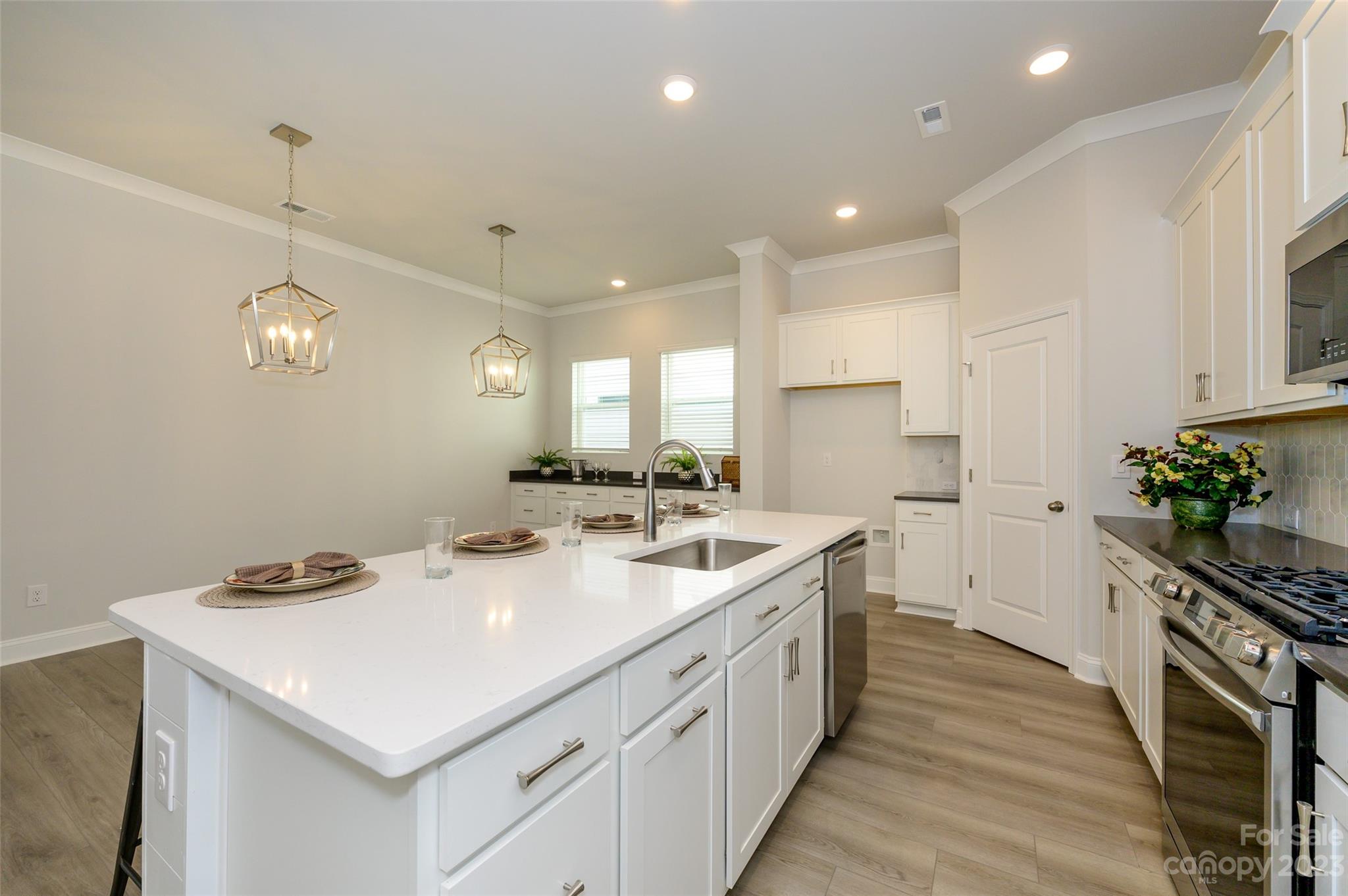 Encore At Streamside - Residential