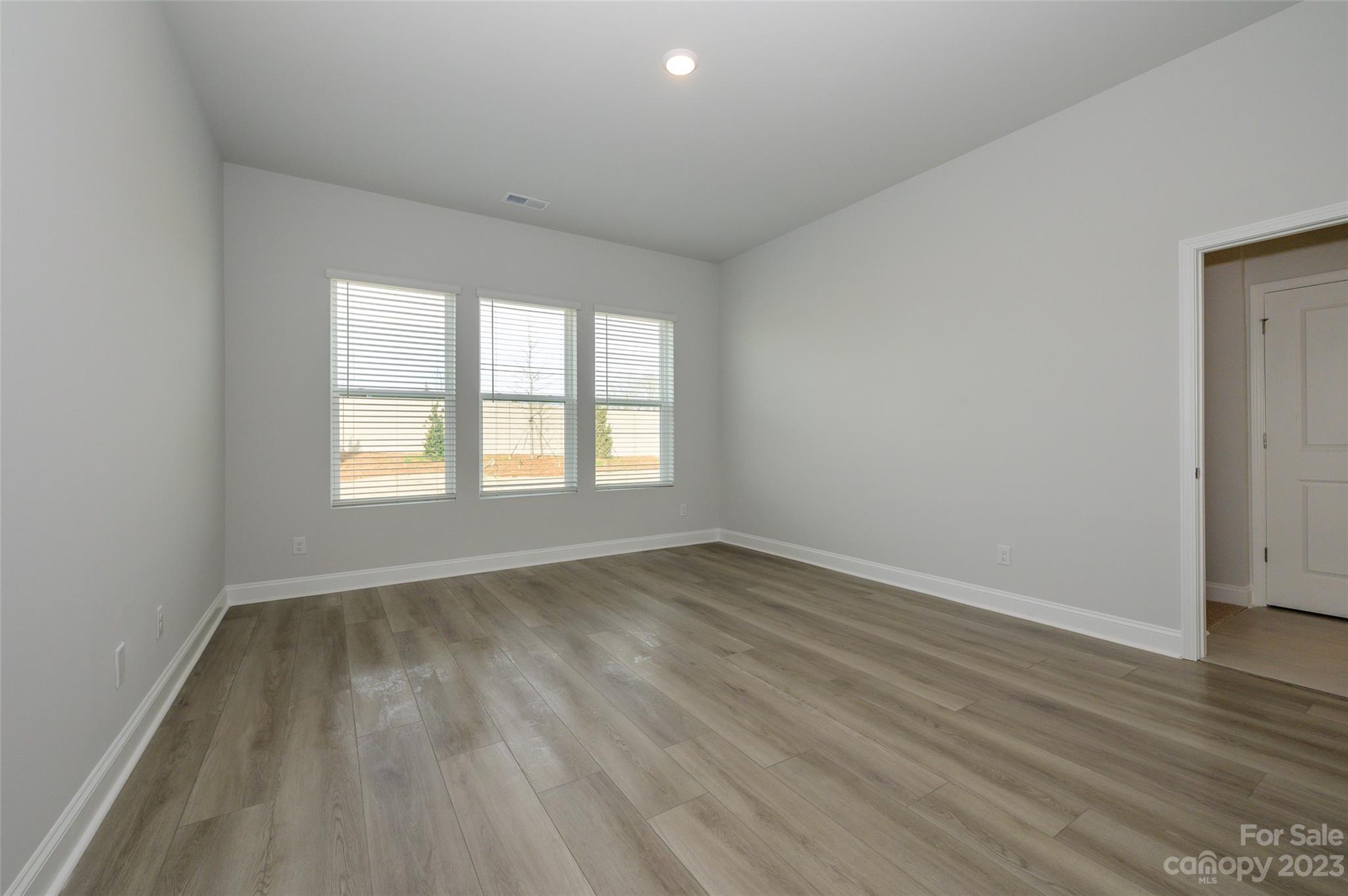 Encore At Streamside - Residential