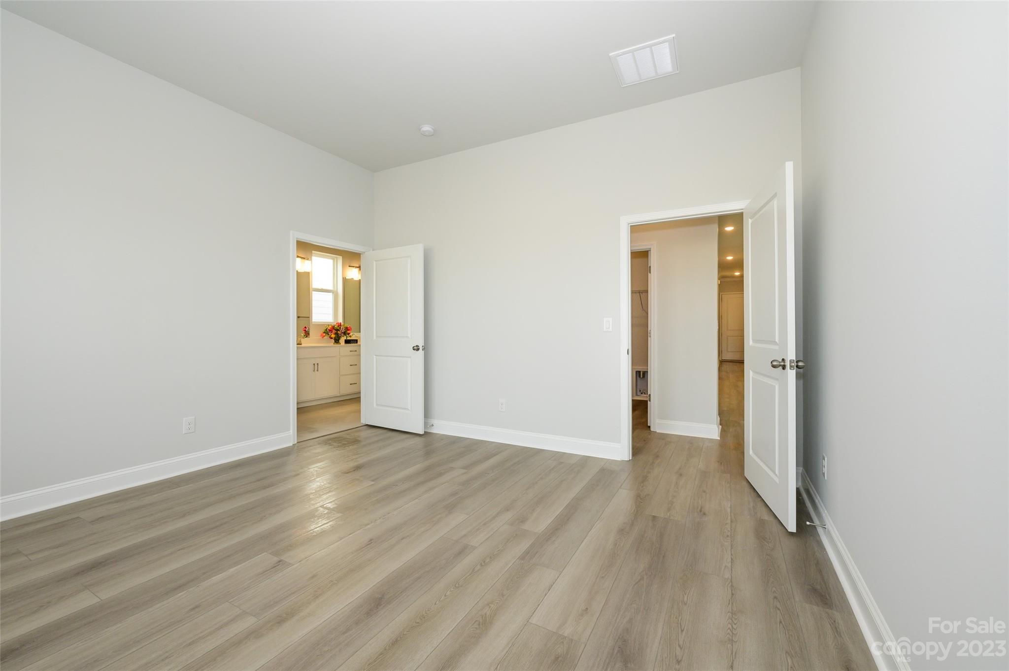 Encore At Streamside - Residential