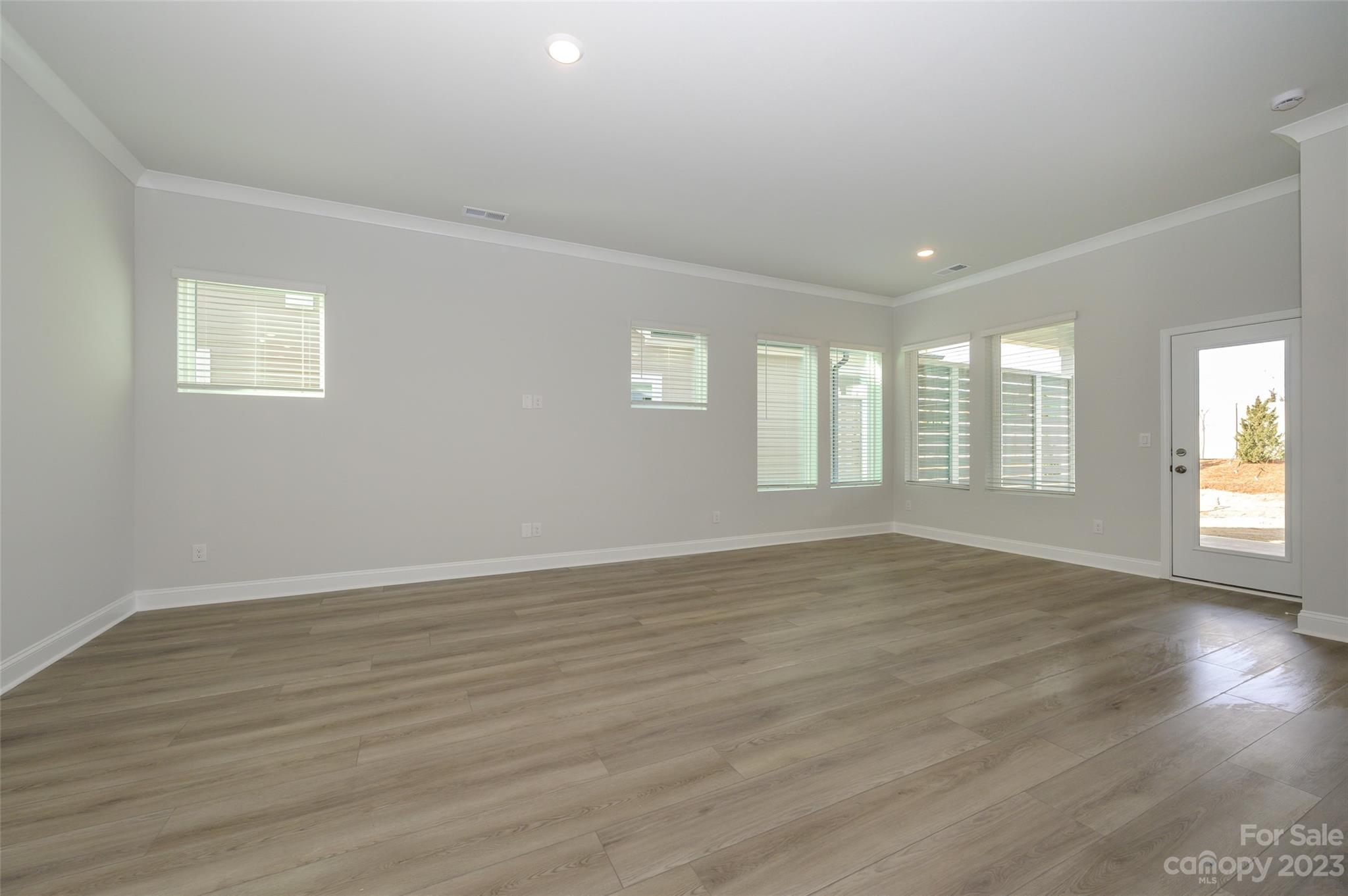 Encore At Streamside - Residential