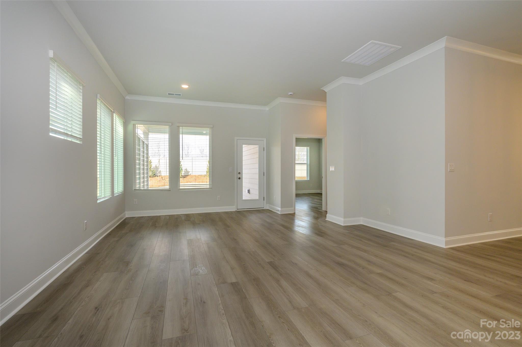Encore At Streamside - Residential