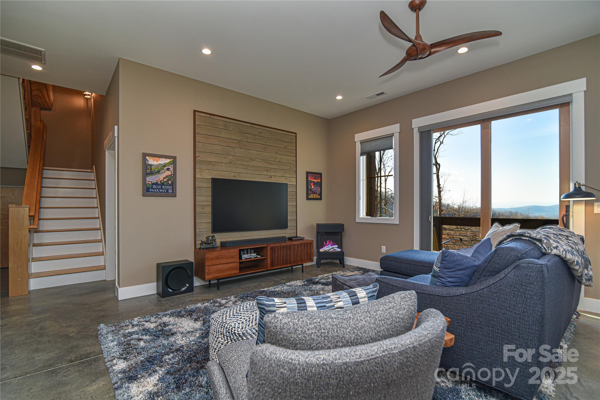 High Hickory - Residential