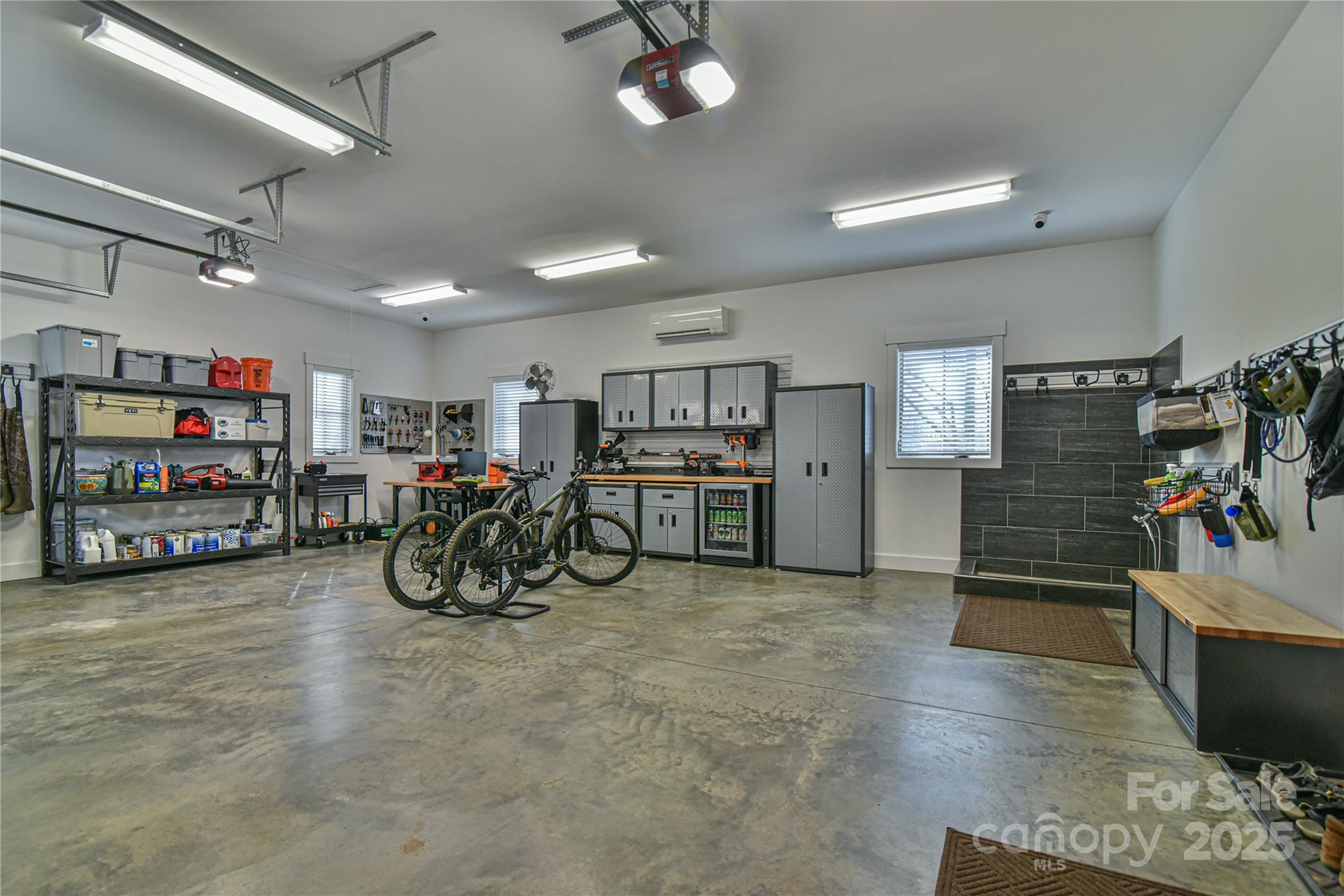 High Hickory - Residential