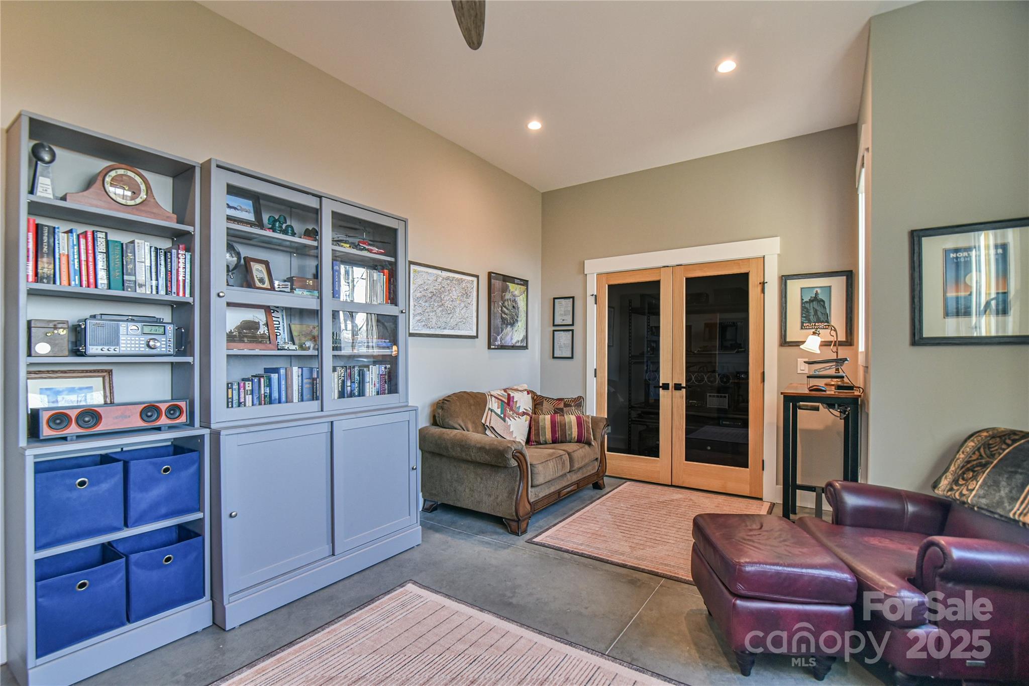 High Hickory - Residential