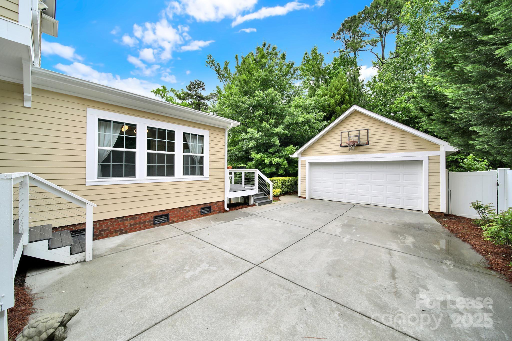 Baxter Village - Residential Lease