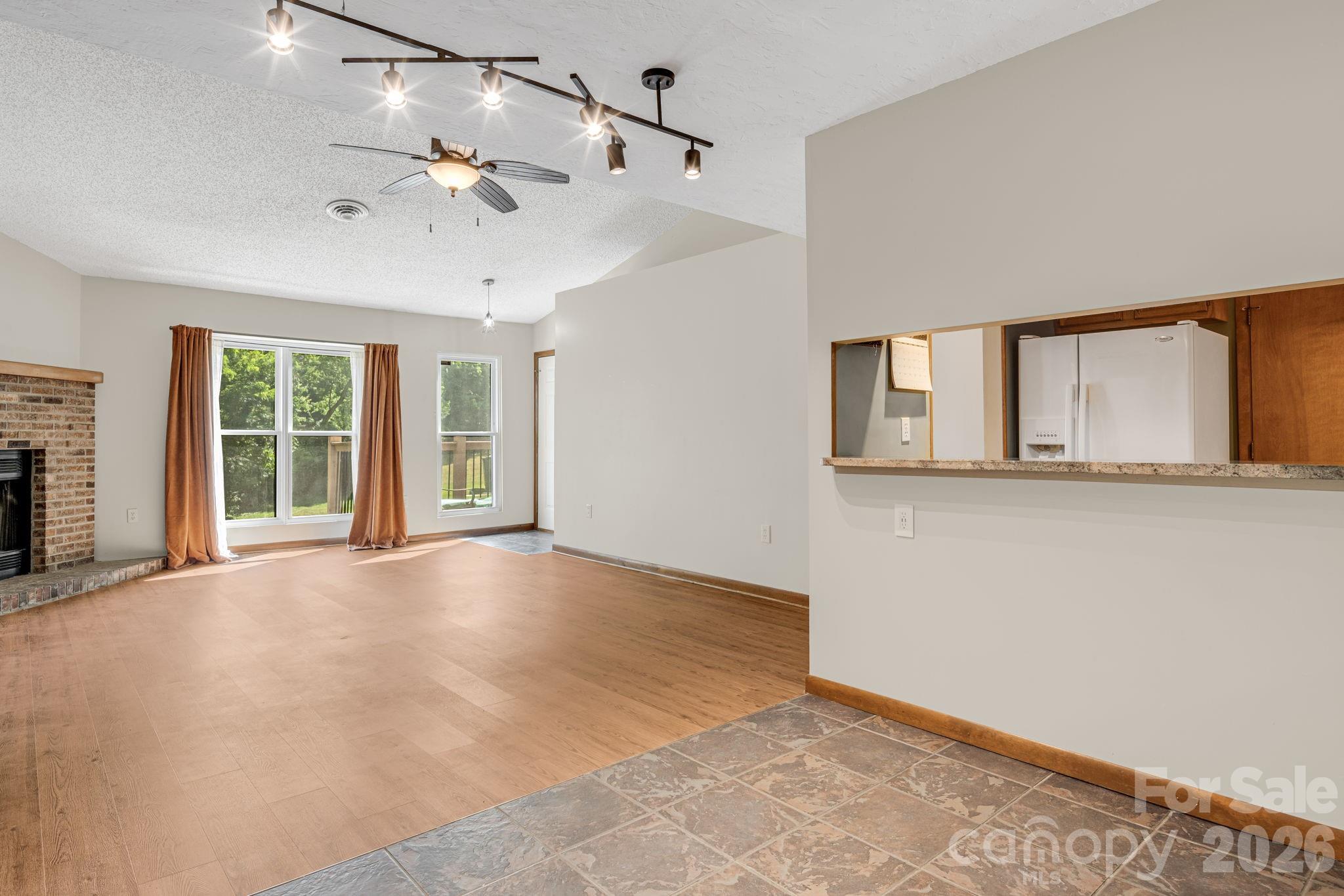 Ravencroft Condominiums - Residential