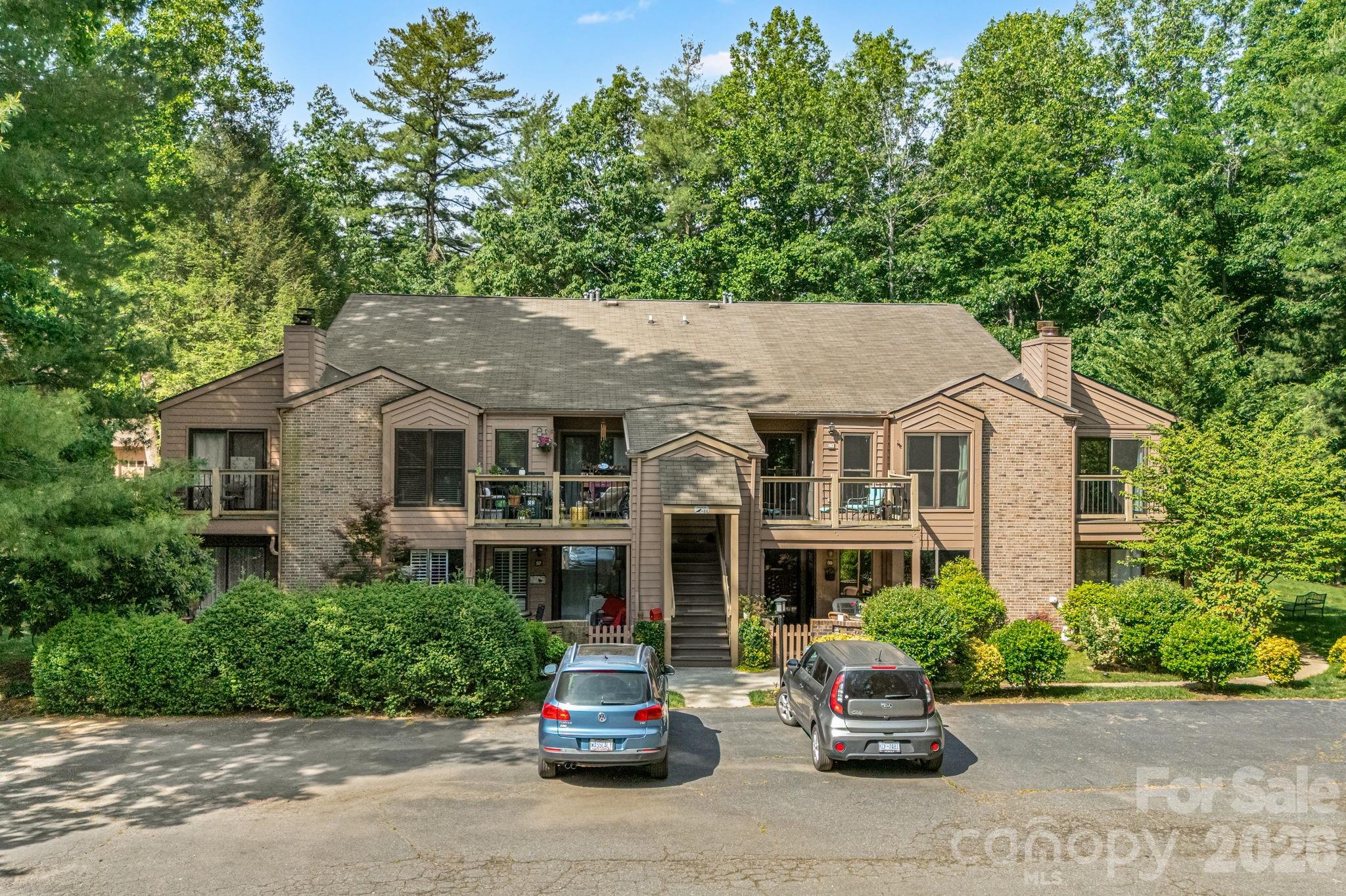 Ravencroft Condominiums - Residential